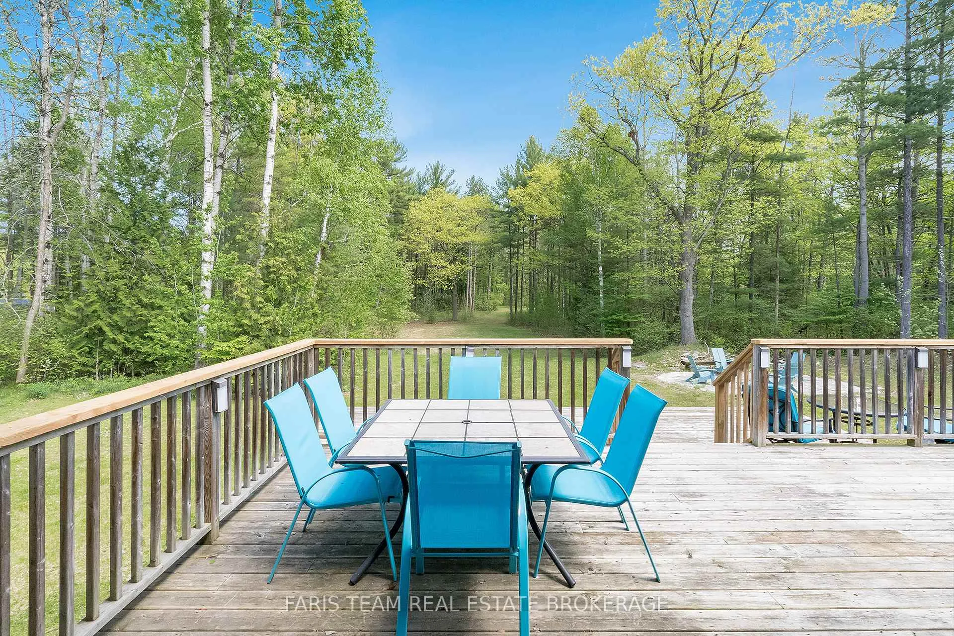 Photo 4 of 138 Knox Road E, Wasaga Beach — HOMEH