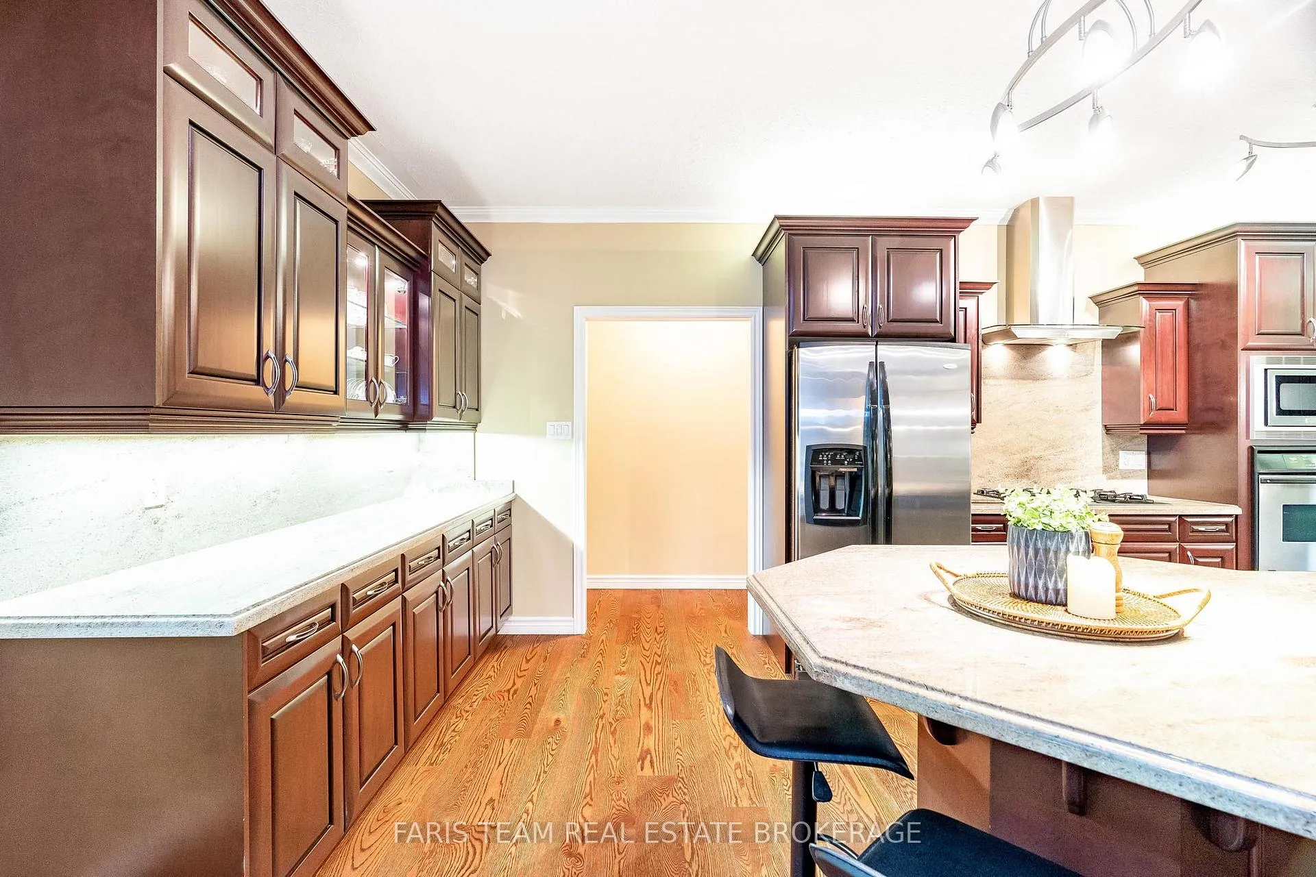 Photo 9 of 138 Knox Road E, Wasaga Beach — HOMEH