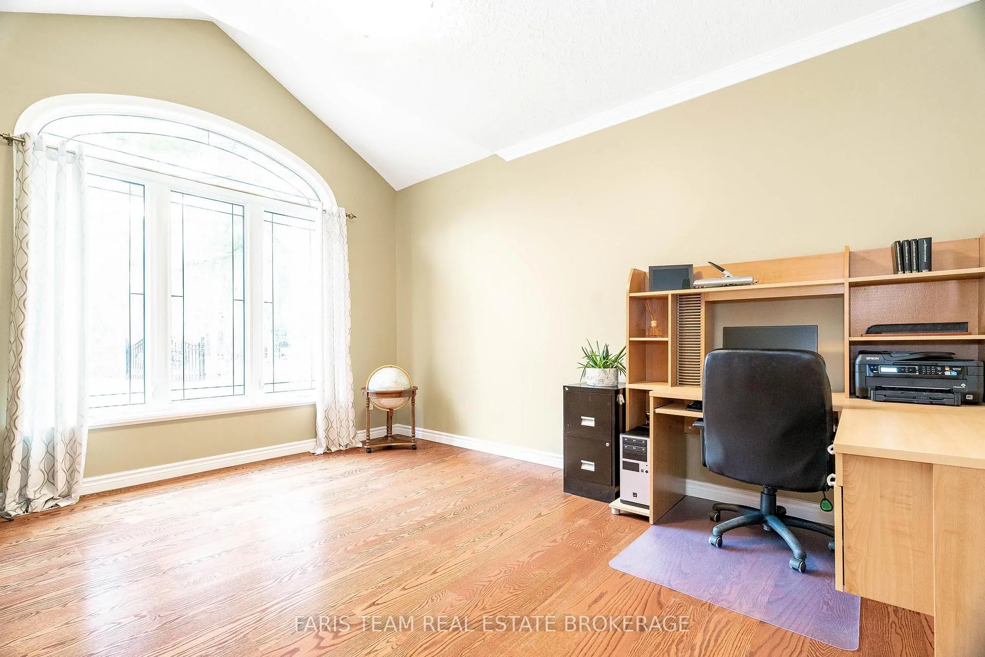 Photo 20 of 138 Knox Road E, Wasaga Beach — HOMEH