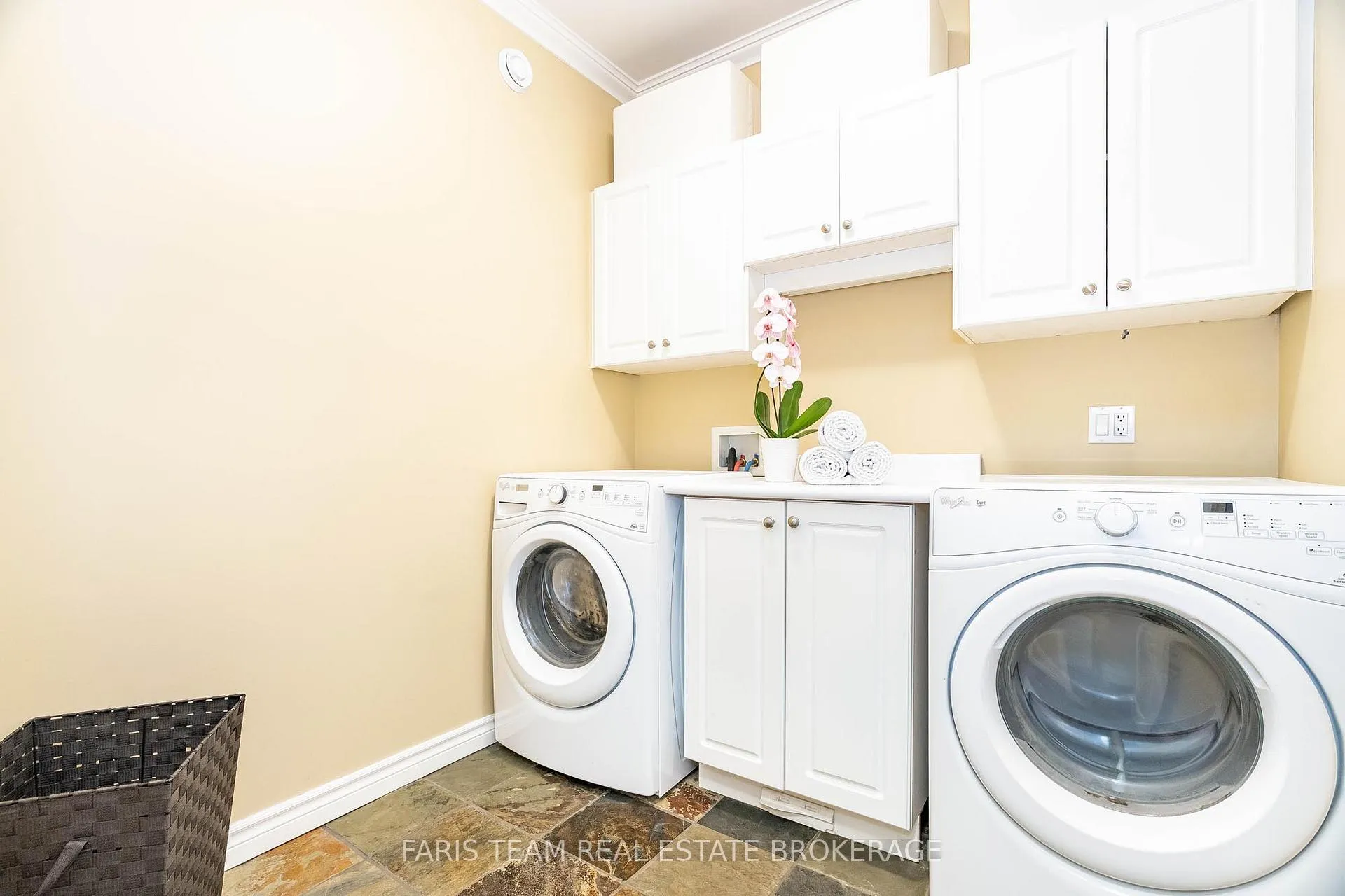 Photo 21 of 138 Knox Road E, Wasaga Beach — HOMEH