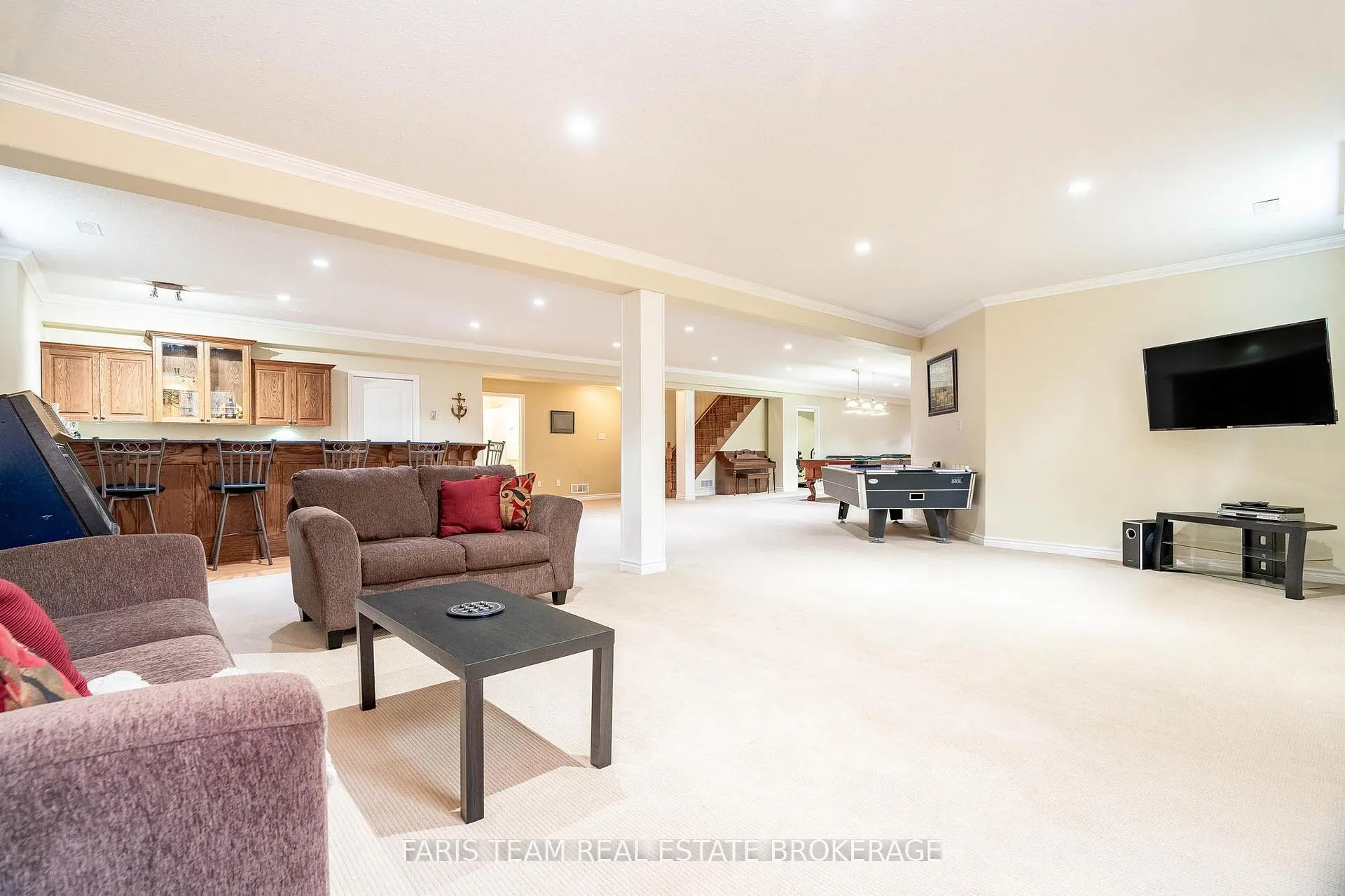 Photo 24 of 138 Knox Road E, Wasaga Beach — HOMEH