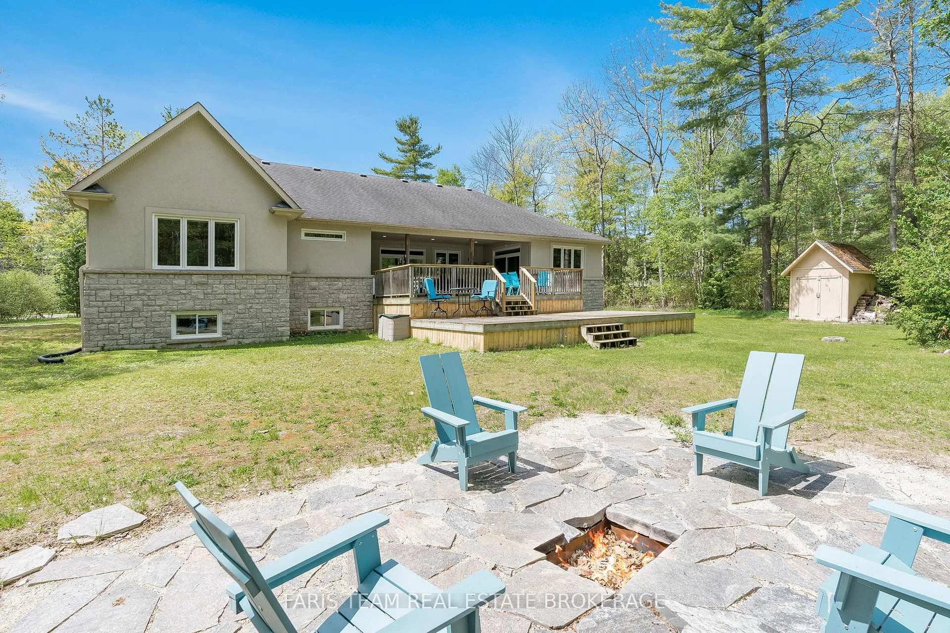 Photo 32 of 138 Knox Road E, Wasaga Beach — HOMEH