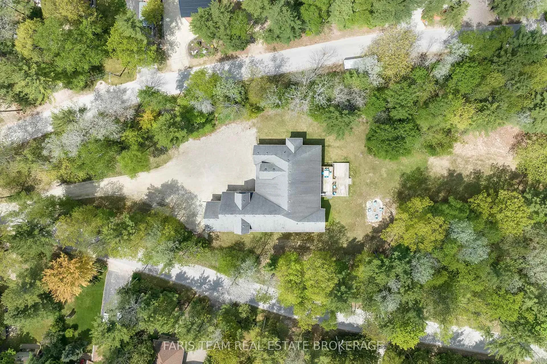 Photo 36 of 138 Knox Road E, Wasaga Beach — HOMEH
