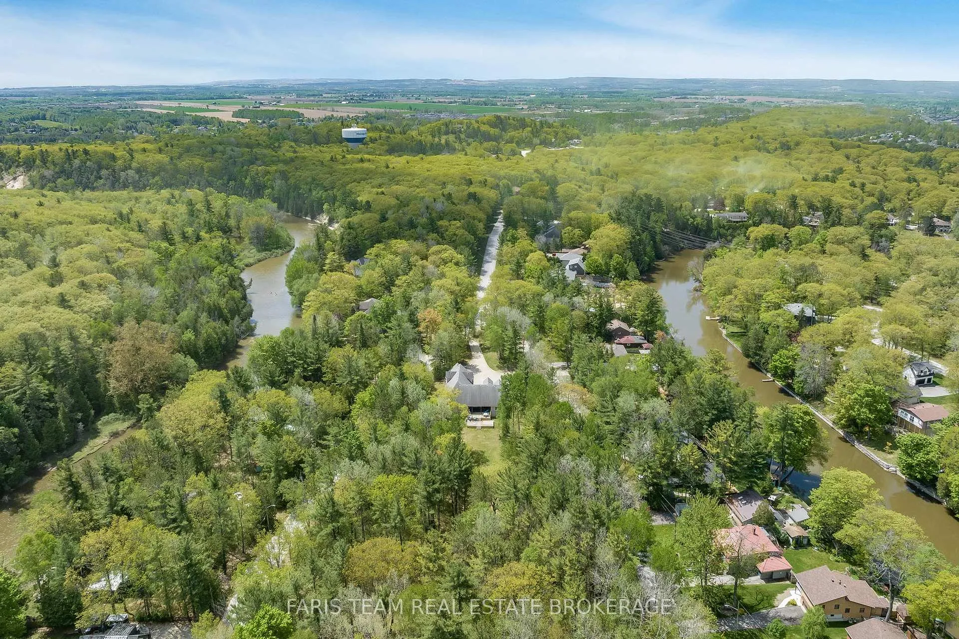 Photo 37 of 138 Knox Road E, Wasaga Beach — HOMEH