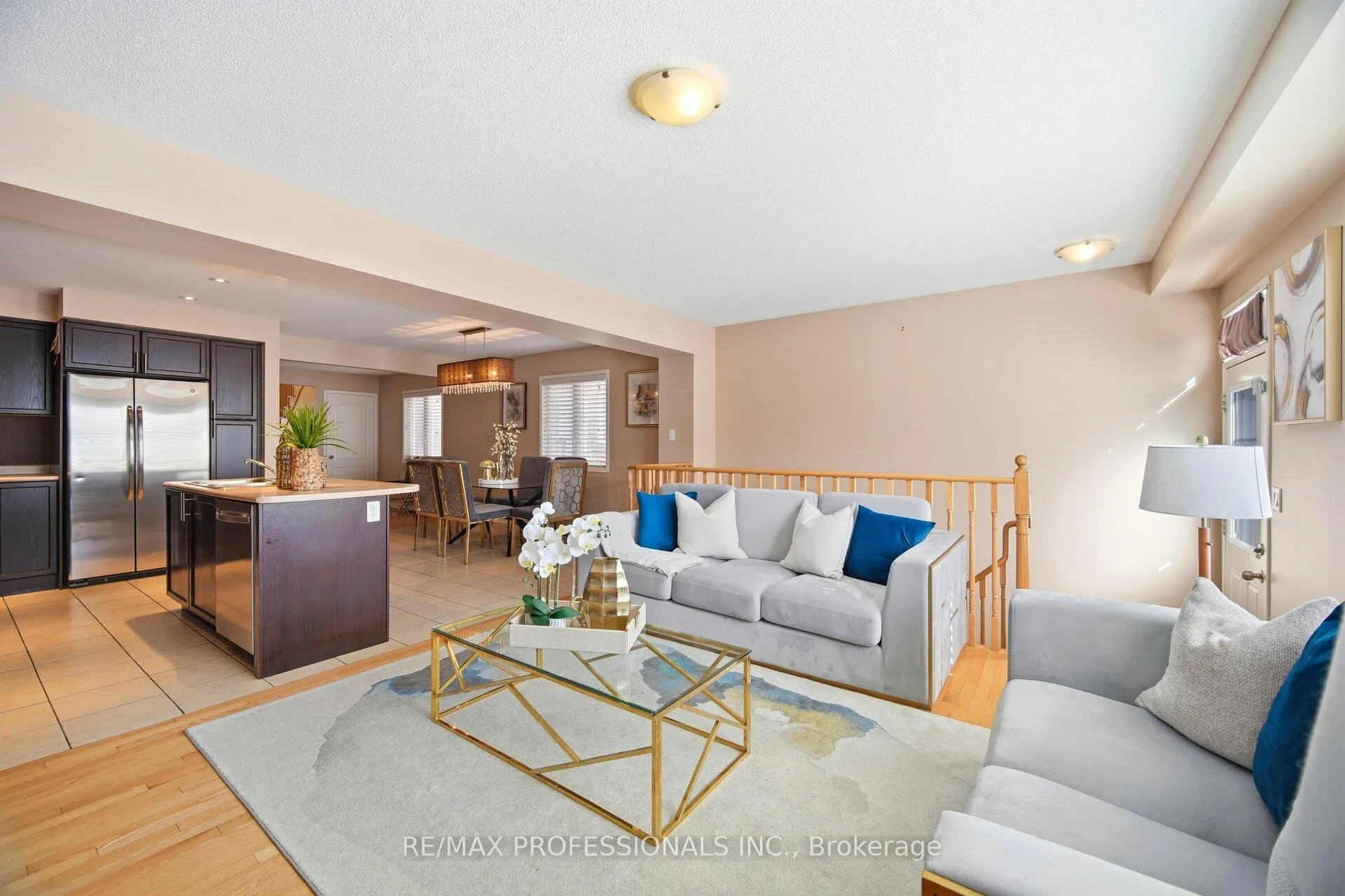 Photo 19 of 56 Lightcatcher Circle, Brampton, Bram East — HOMEH