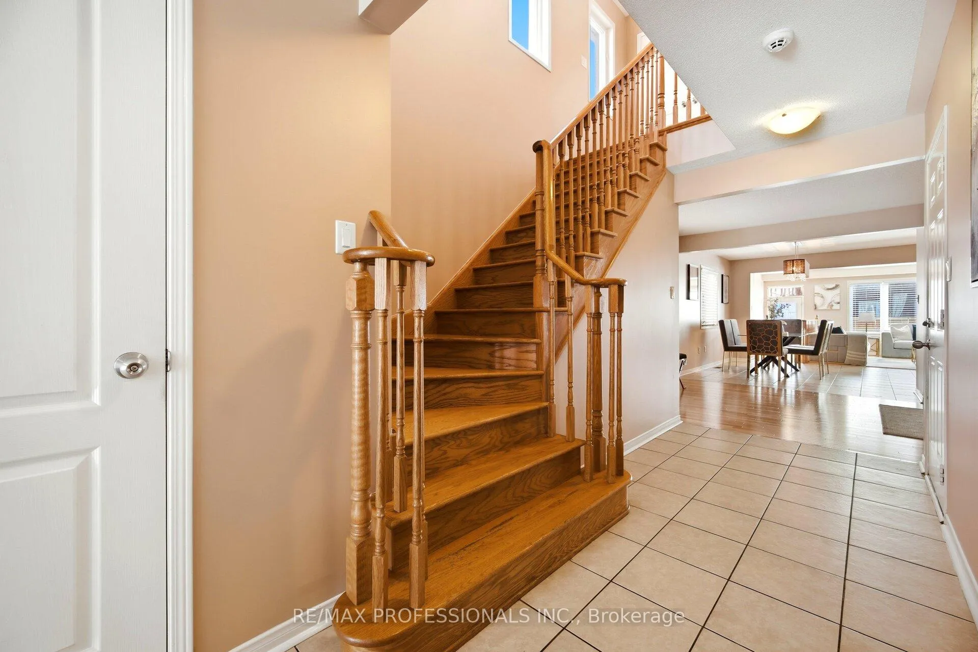 Photo 21 of 56 Lightcatcher Circle, Brampton, Bram East — HOMEH