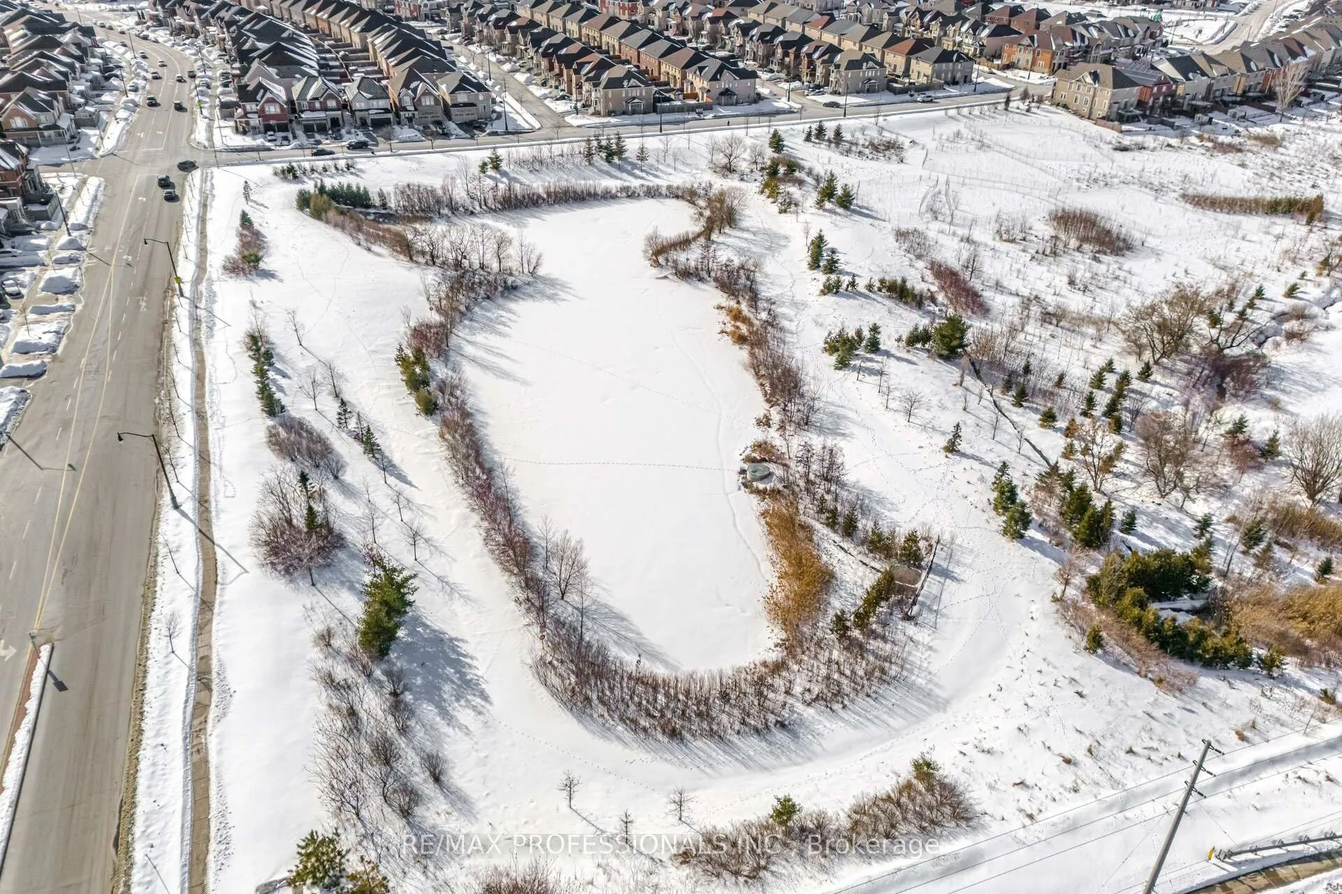Photo 44 of 56 Lightcatcher Circle, Brampton, Bram East — HOMEH