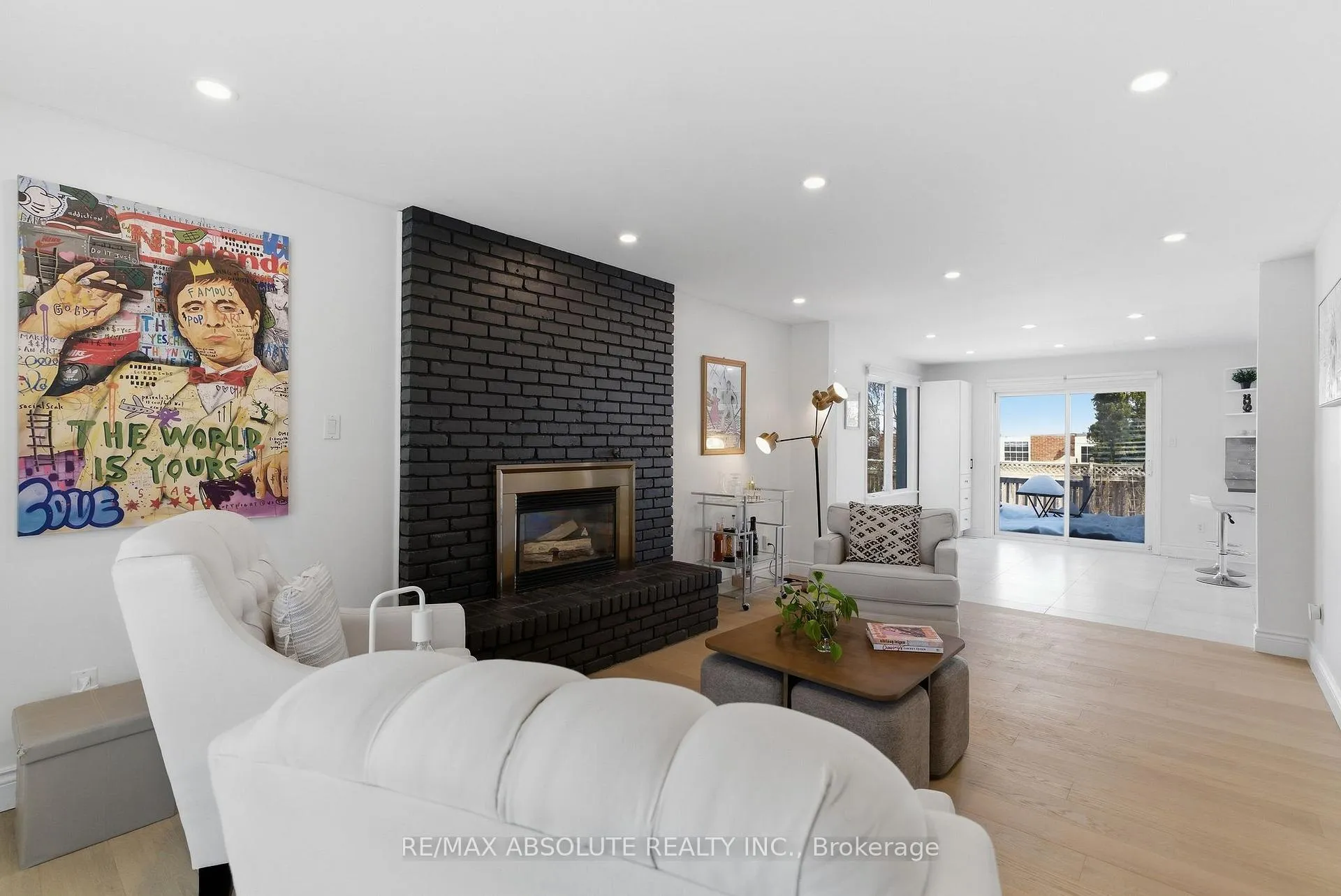 Photo 6 of 13 Weatherwood Crescent, Ottawa, Pineglen/Country Place — HOMEH