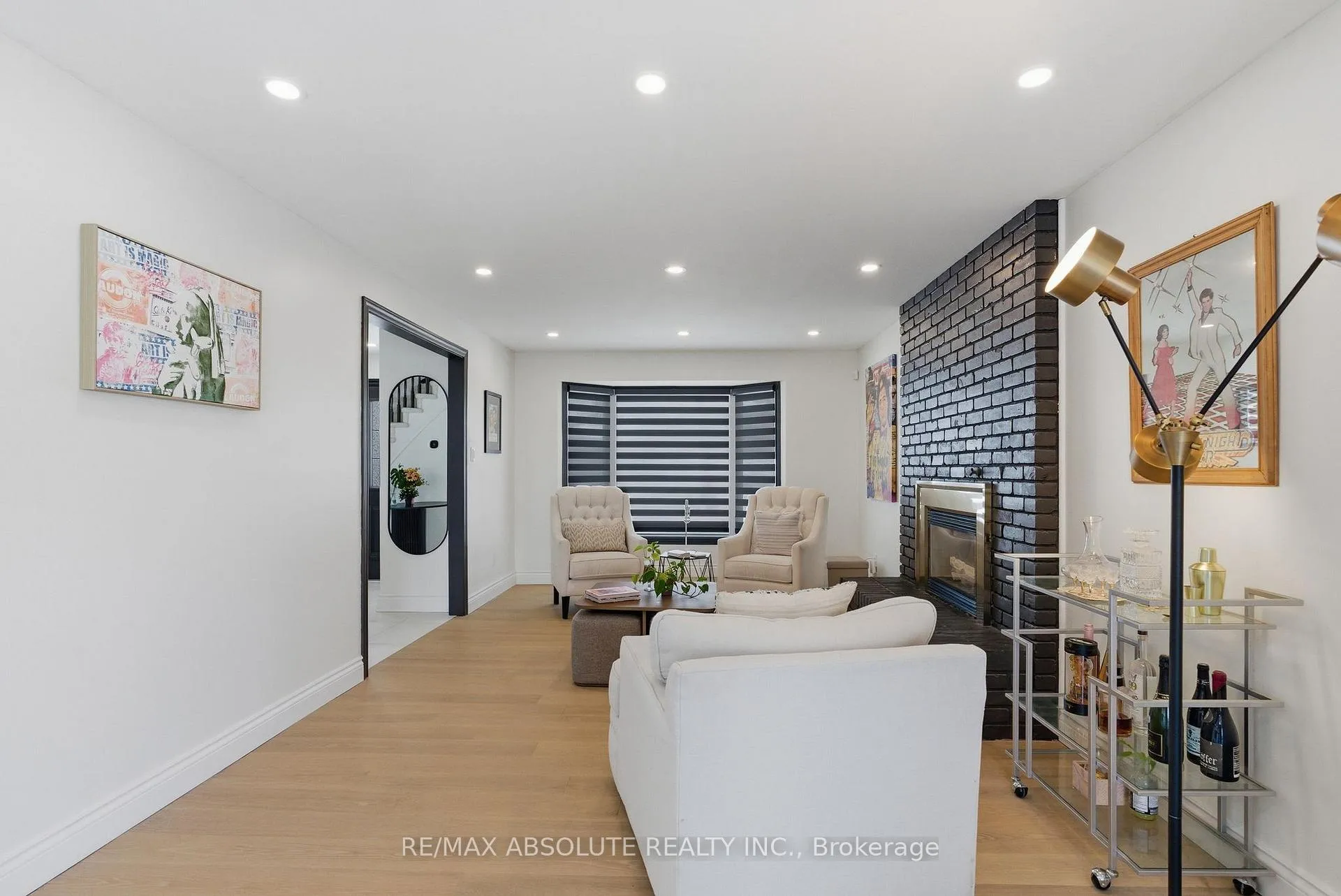 Photo 8 of 13 Weatherwood Crescent, Ottawa, Pineglen/Country Place — HOMEH