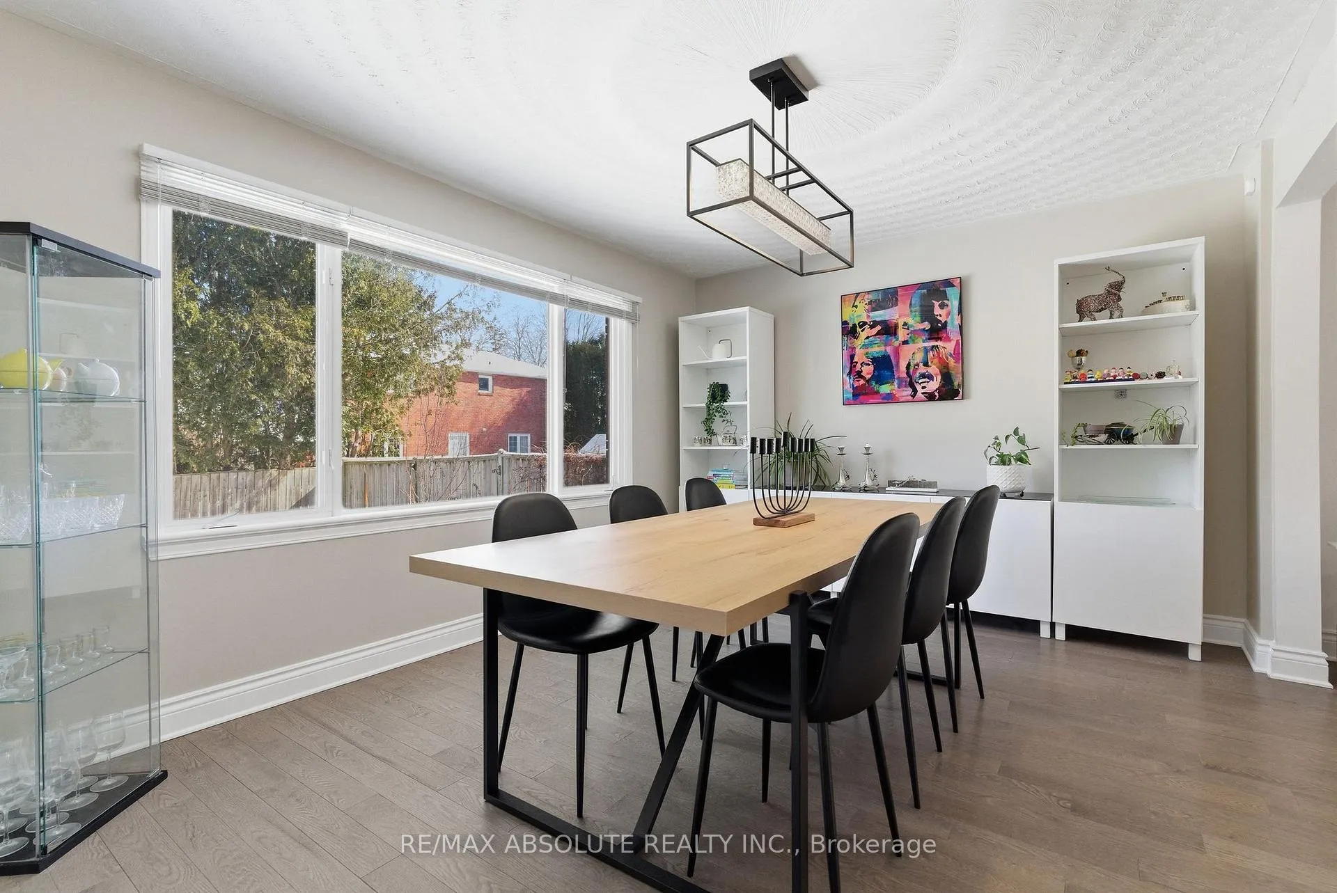 Photo 13 of 13 Weatherwood Crescent, Ottawa, Pineglen/Country Place — HOMEH