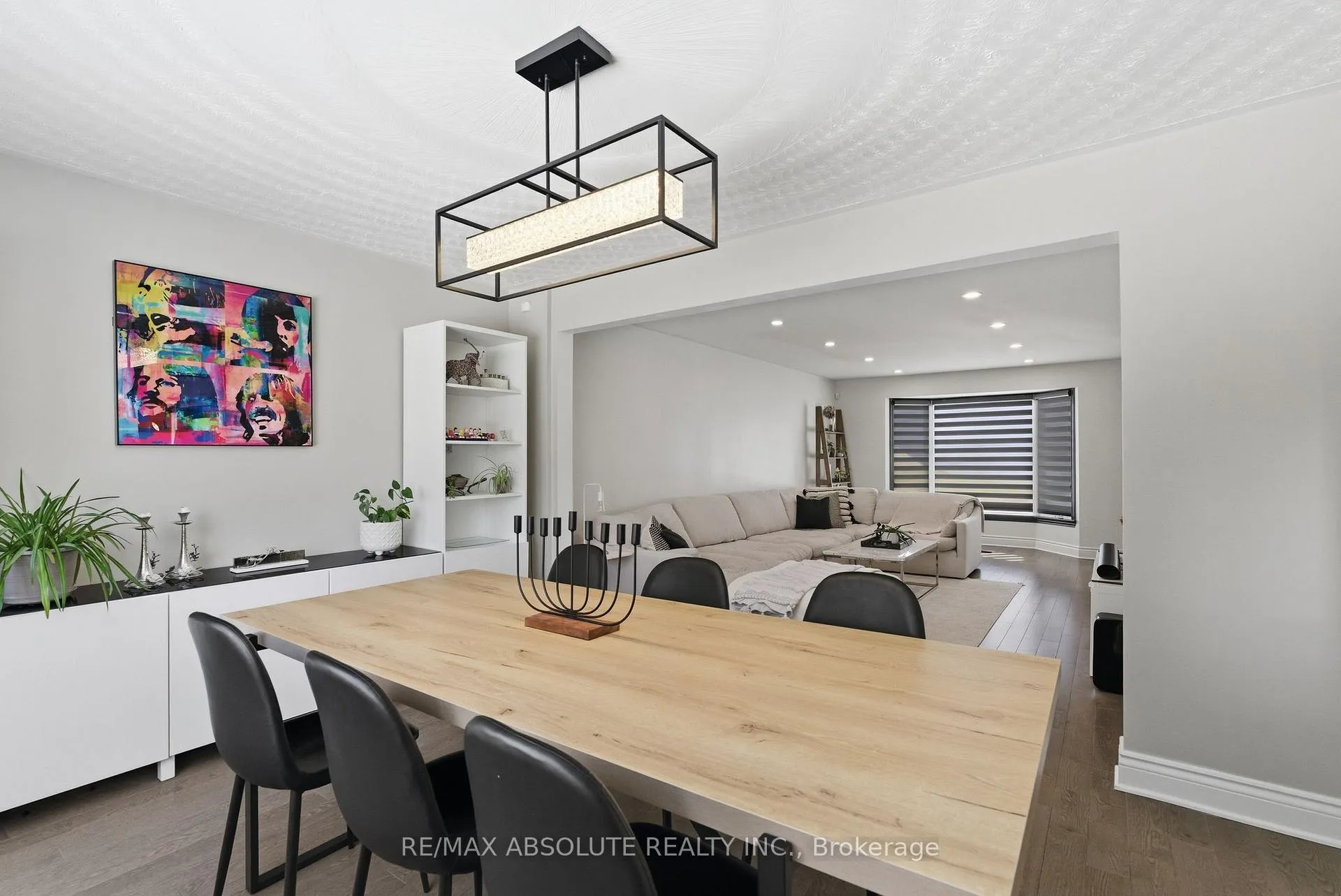 Photo 14 of 13 Weatherwood Crescent, Ottawa, Pineglen/Country Place — HOMEH