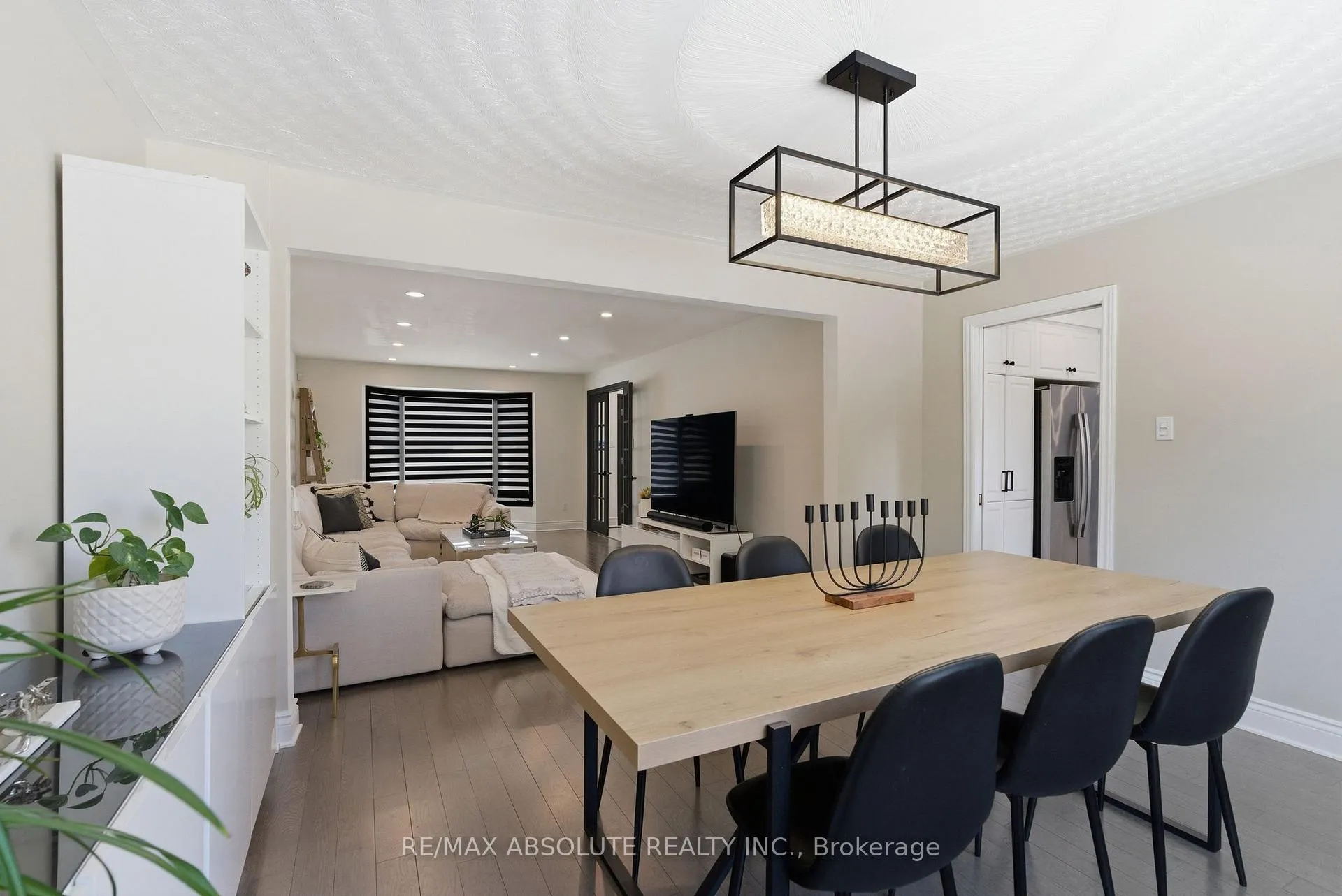 Photo 15 of 13 Weatherwood Crescent, Ottawa, Pineglen/Country Place — HOMEH