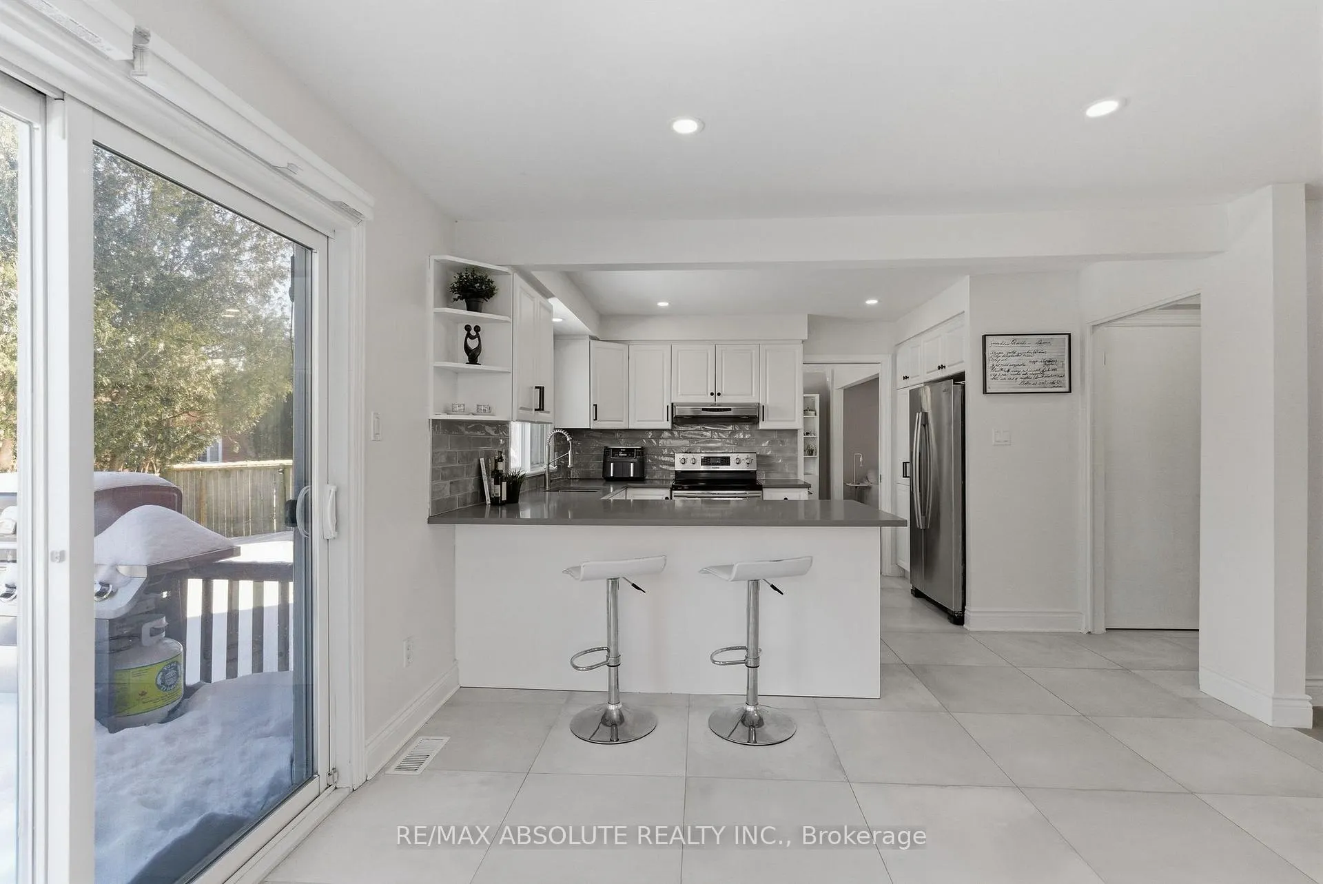 Photo 19 of 13 Weatherwood Crescent, Ottawa, Pineglen/Country Place — HOMEH