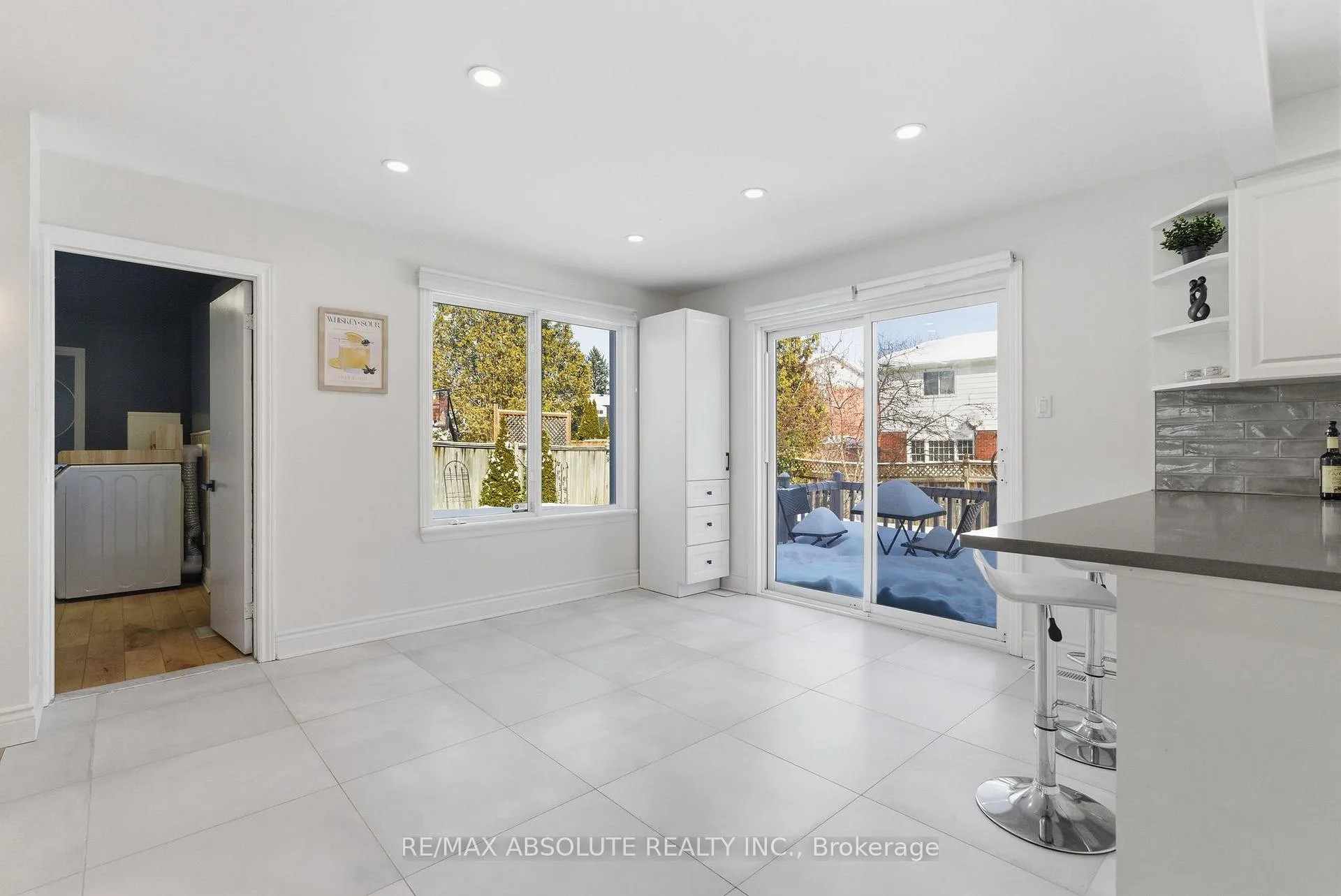 Photo 21 of 13 Weatherwood Crescent, Ottawa, Pineglen/Country Place — HOMEH