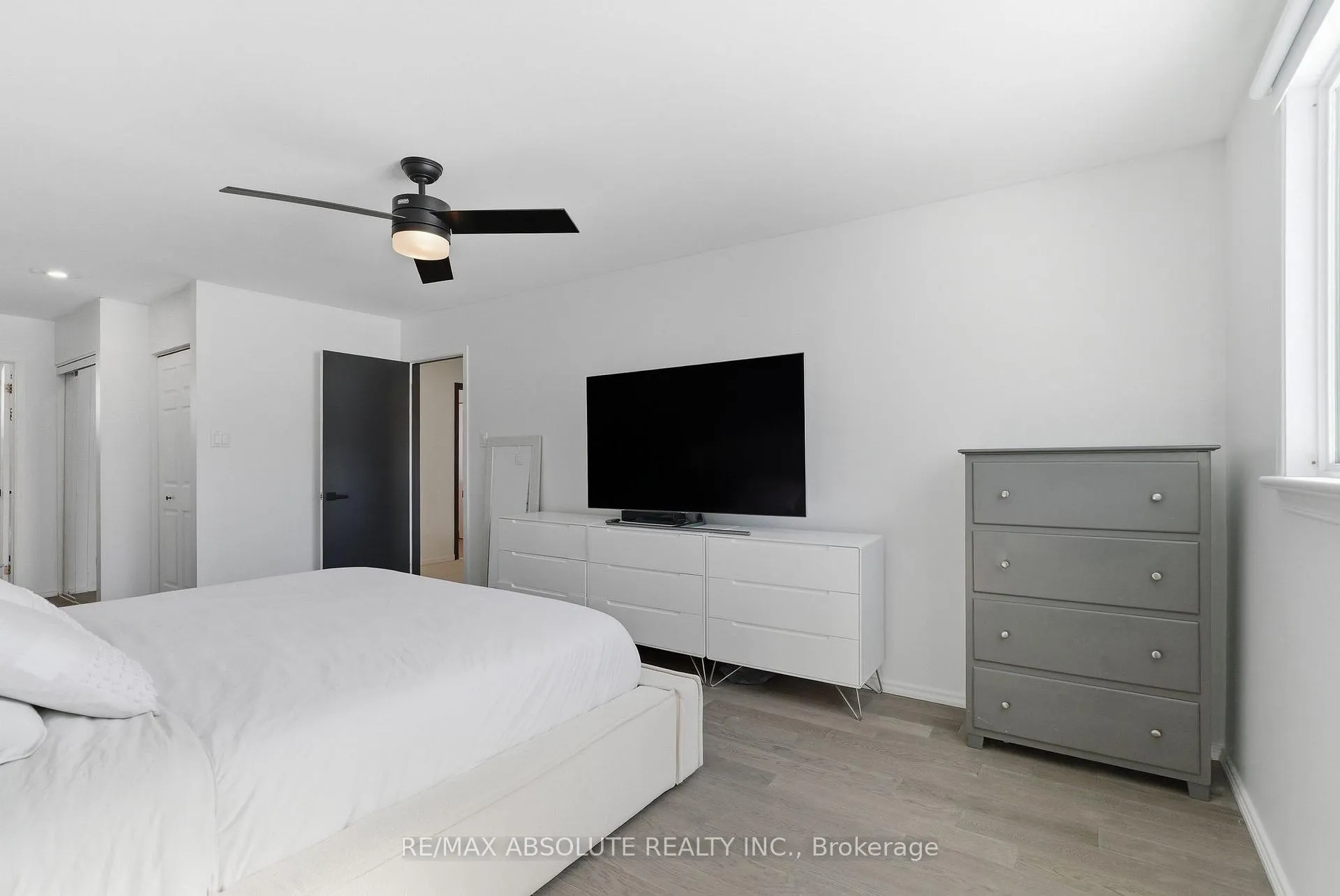 Photo 30 of 13 Weatherwood Crescent, Ottawa, Pineglen/Country Place — HOMEH
