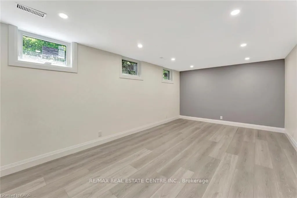 Photo 4 of Unit 2, 6 Ruskview Road, Kitchener — HOMEH