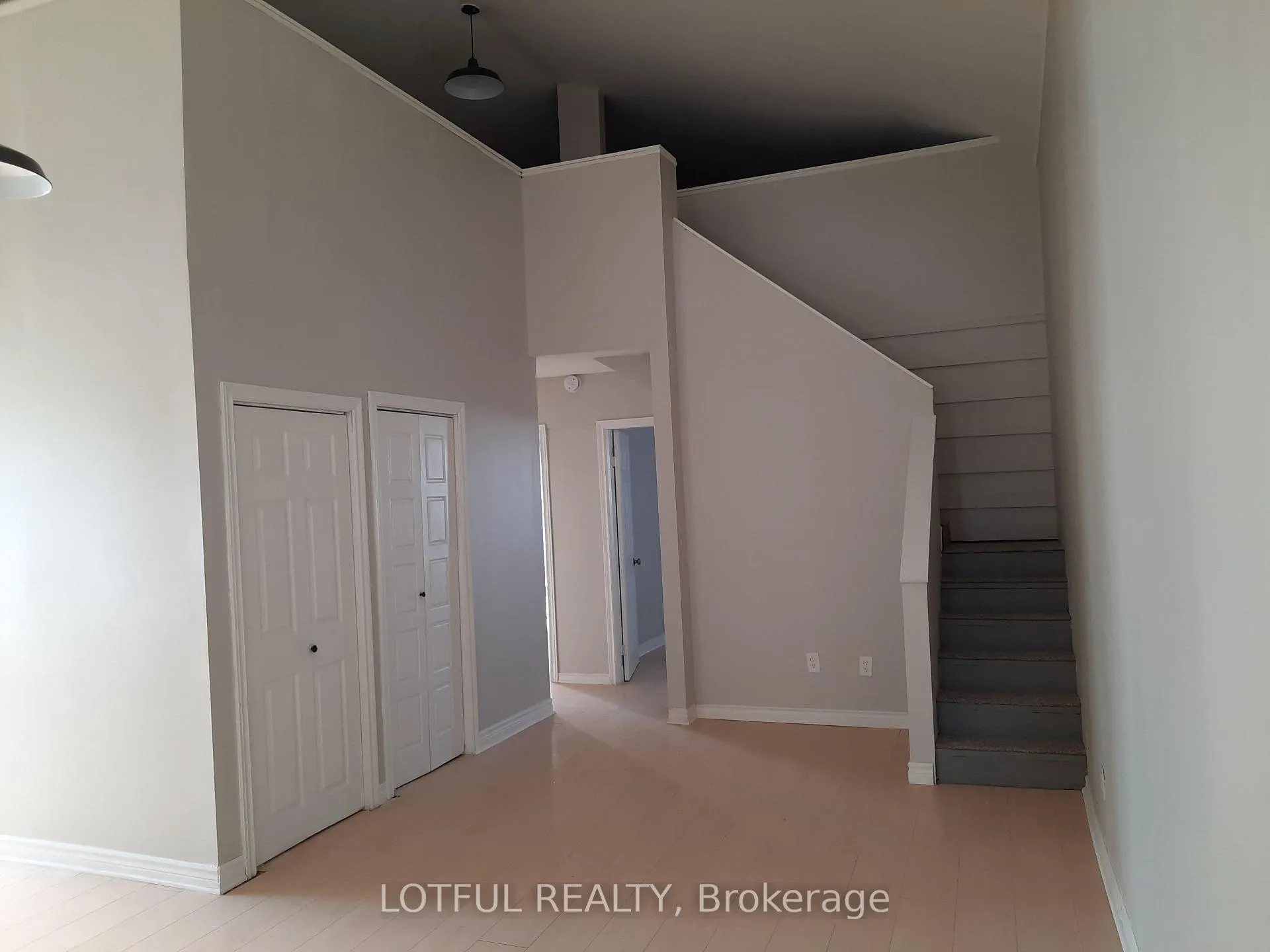 Photo 6 of Unit 3, 2073 Dundas Street, Edwardsburgh/Cardinal, Town of Cardinal — HOMEH