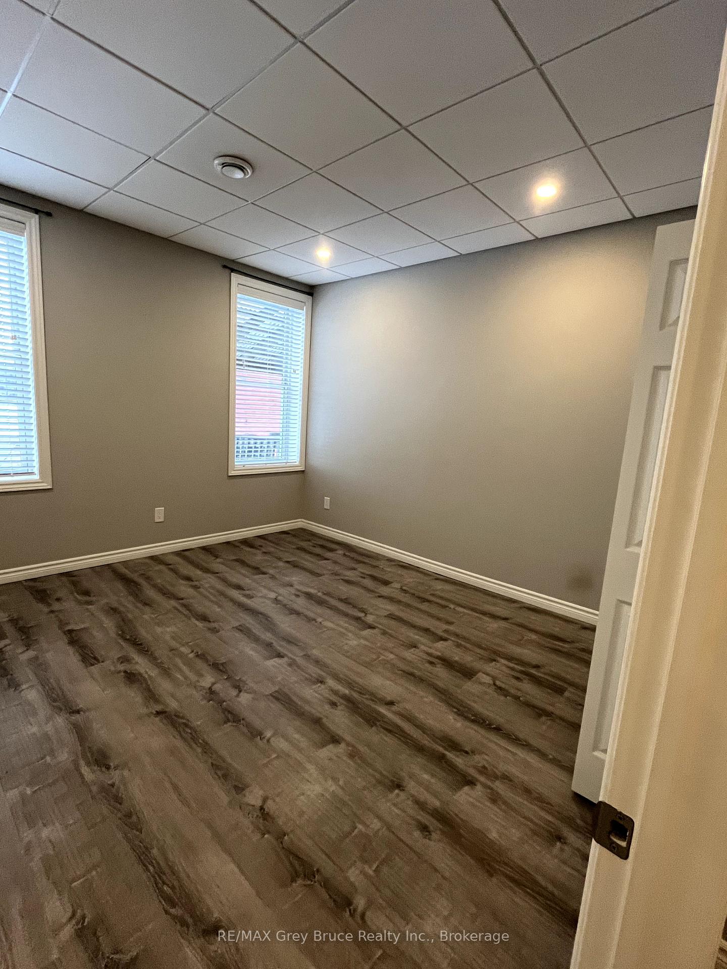 Photo 8 of Unit Unit B, 42 Sykes Street, Meaford — HOMEH
