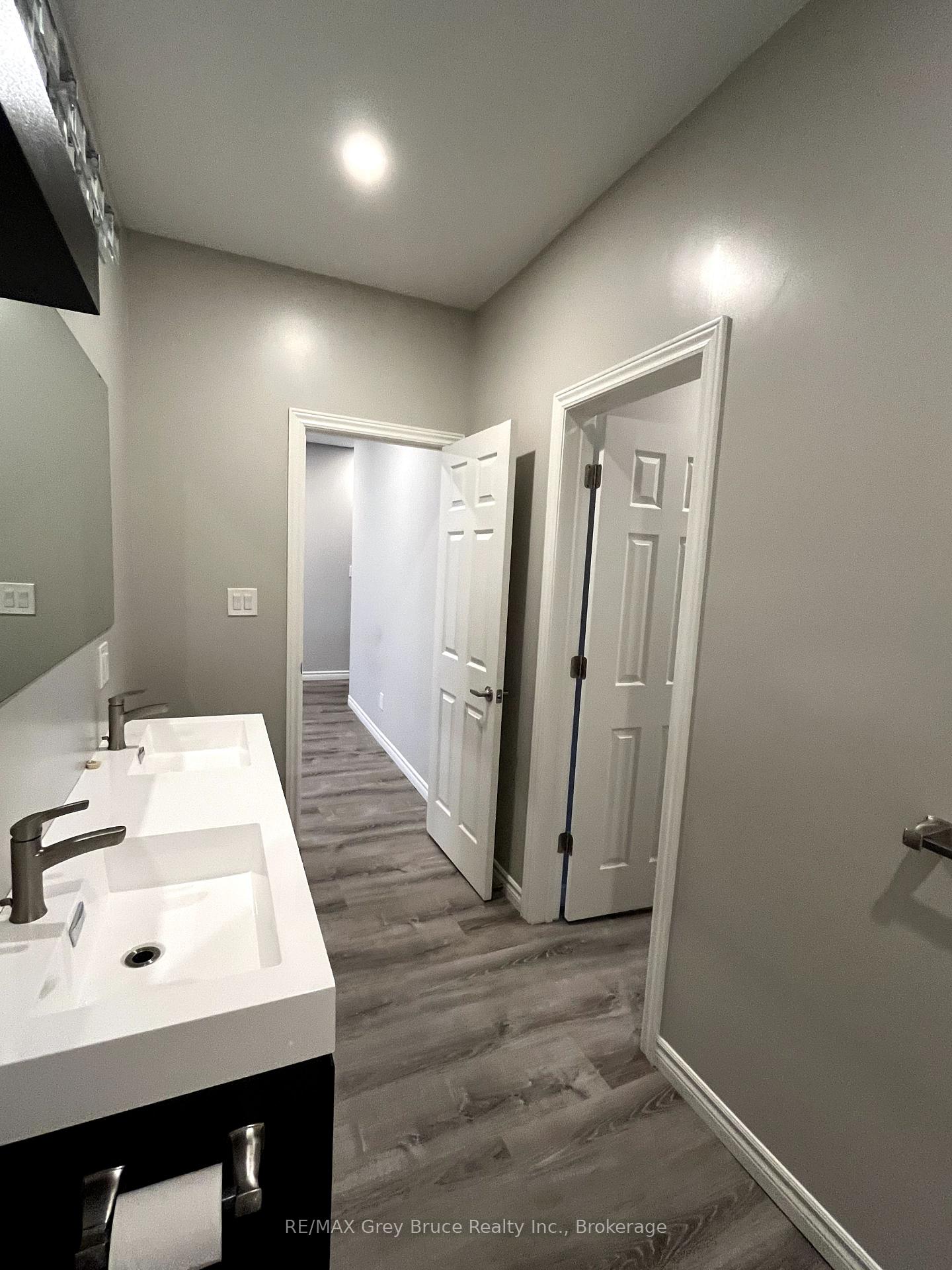 Photo 15 of Unit Unit B, 42 Sykes Street, Meaford — HOMEH