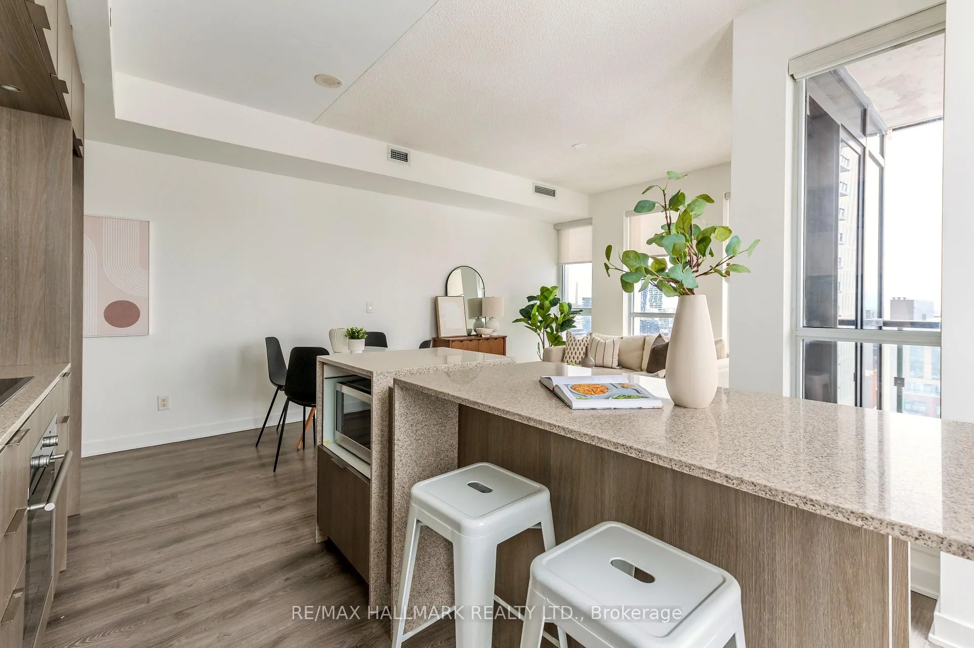 Photo 18 of Unit 1406, 170 Sumach Street, Toronto, Regent Park — HOMEH