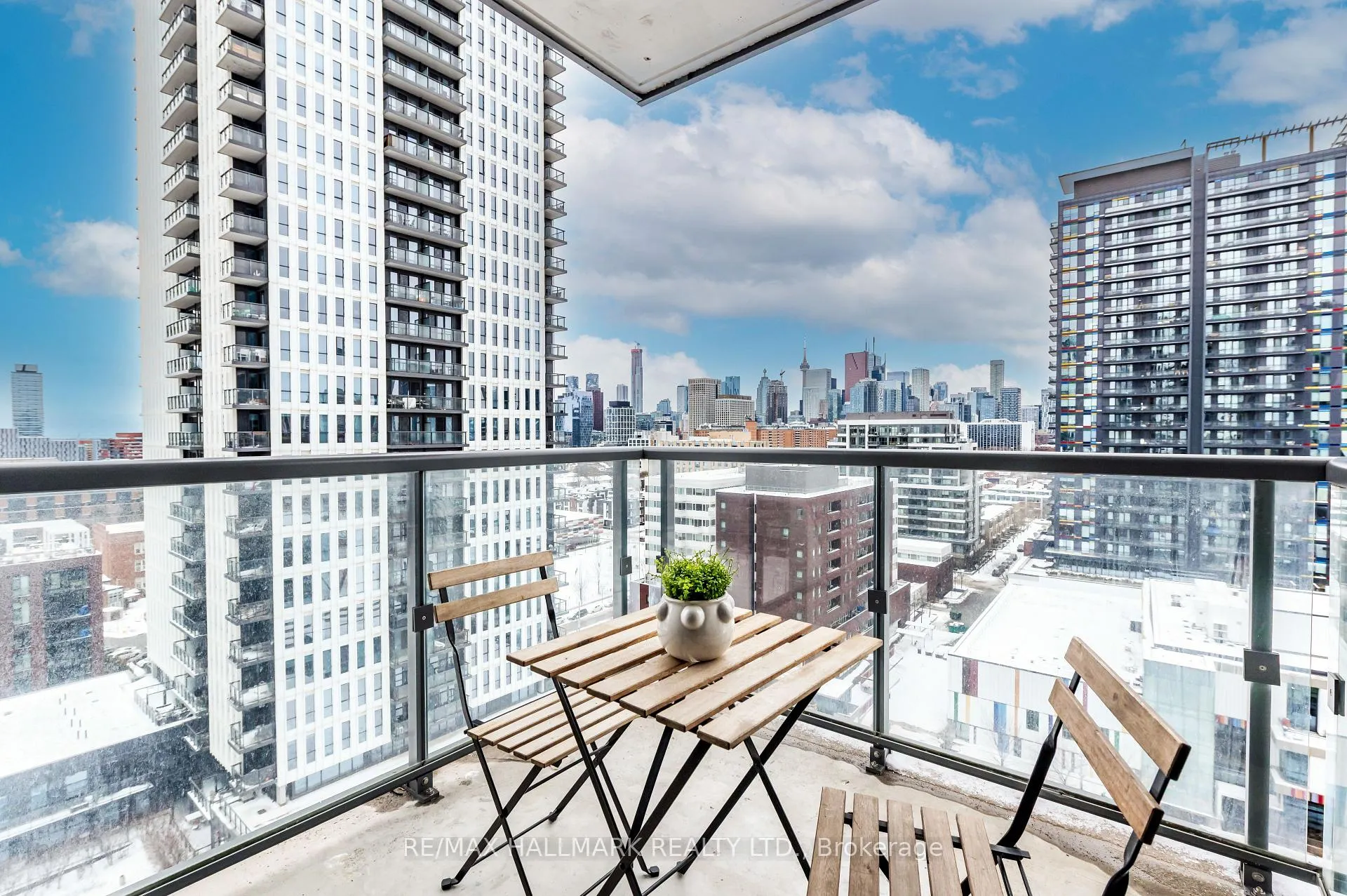 Photo 21 of Unit 1406, 170 Sumach Street, Toronto, Regent Park — HOMEH