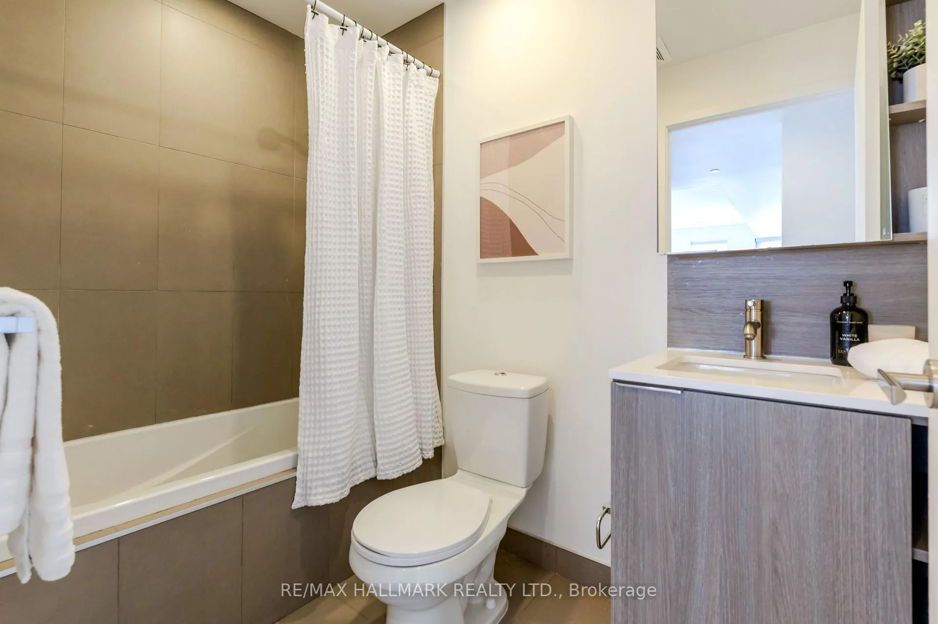 Photo 31 of Unit 1406, 170 Sumach Street, Toronto, Regent Park — HOMEH