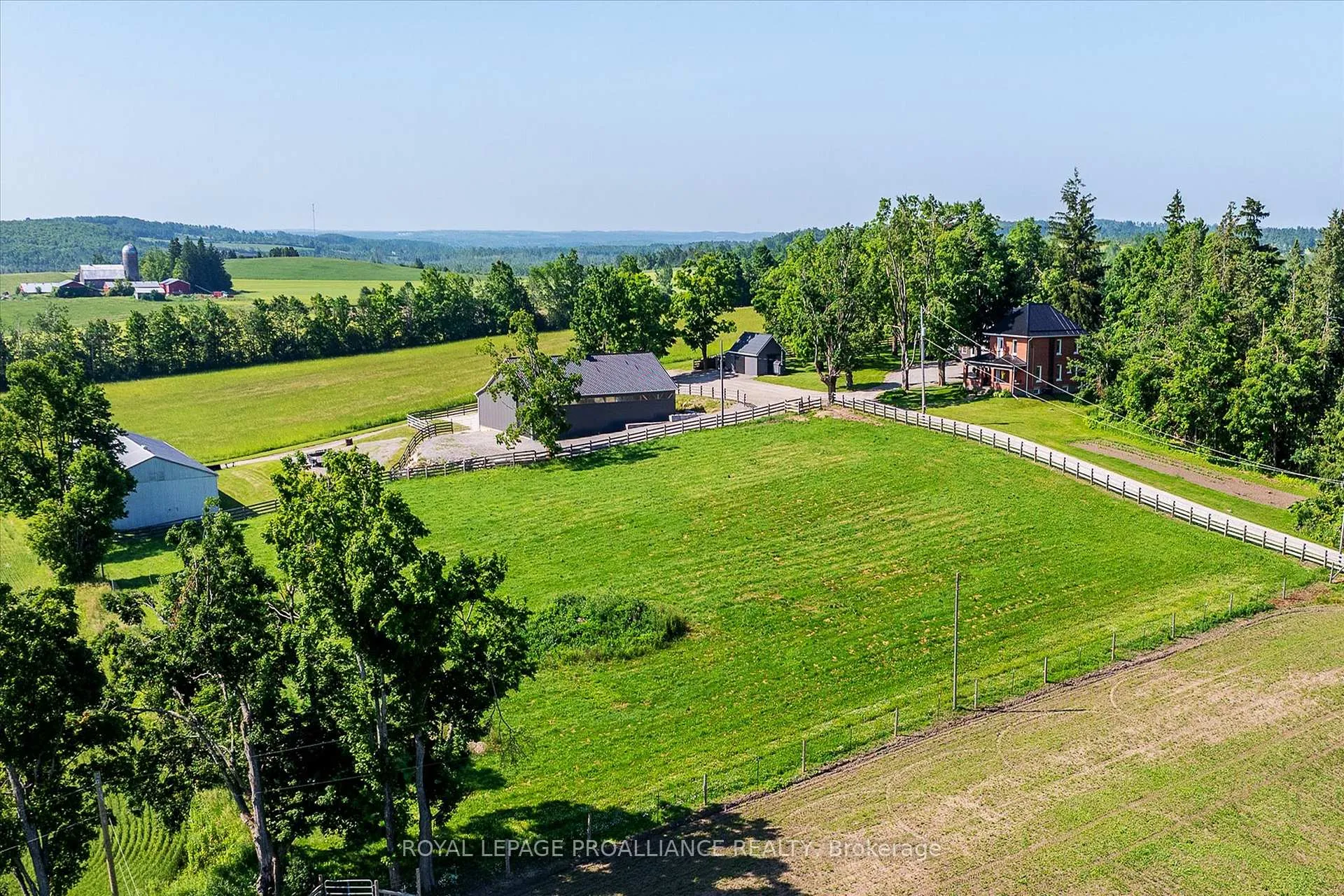 Photo 2 of 831 Bland Line, Cavan Monaghan, Cavan Twp — HOMEH