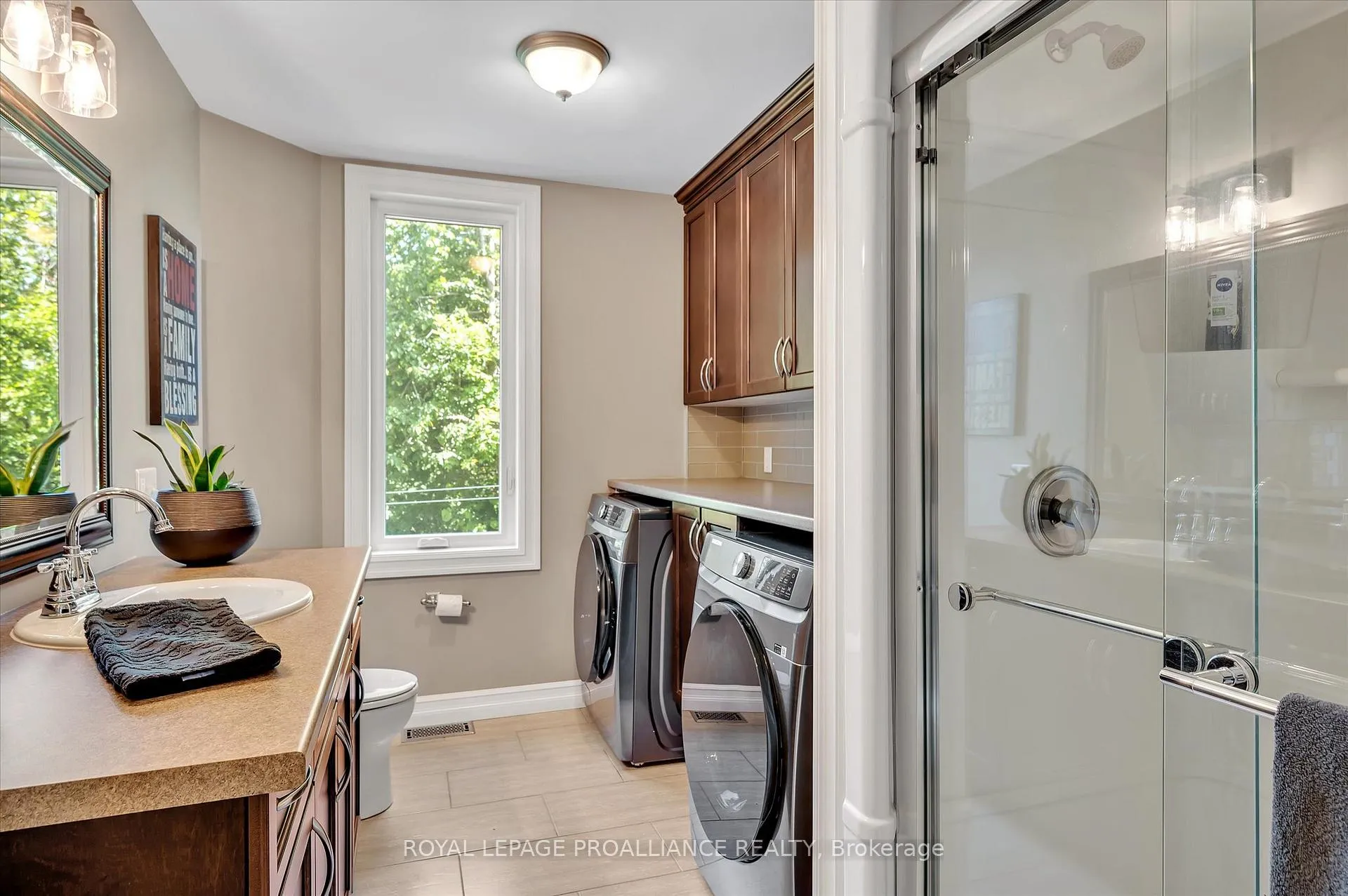 Photo 35 of 831 Bland Line, Cavan Monaghan, Cavan Twp — HOMEH