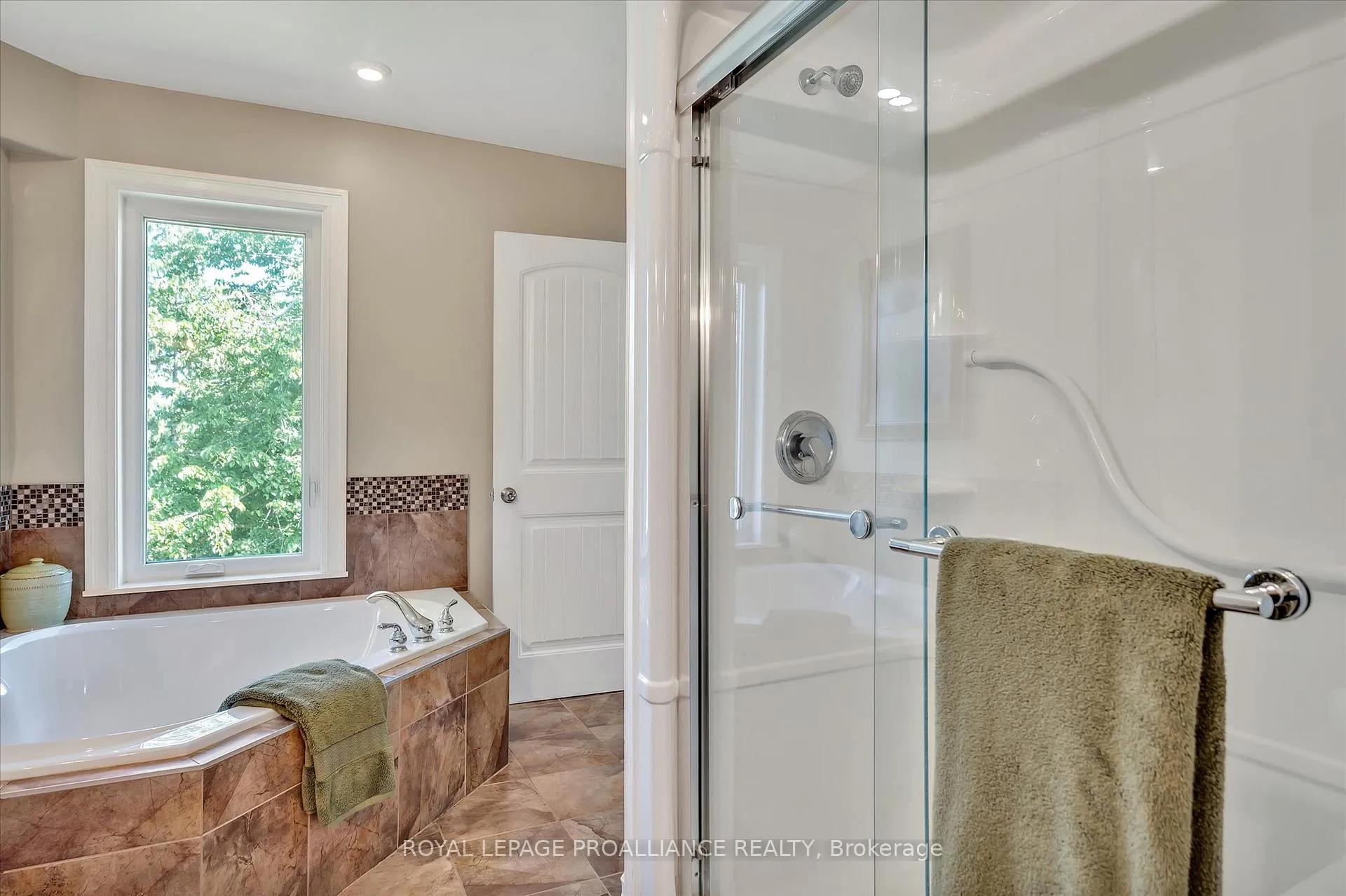 Photo 41 of 831 Bland Line, Cavan Monaghan, Cavan Twp — HOMEH