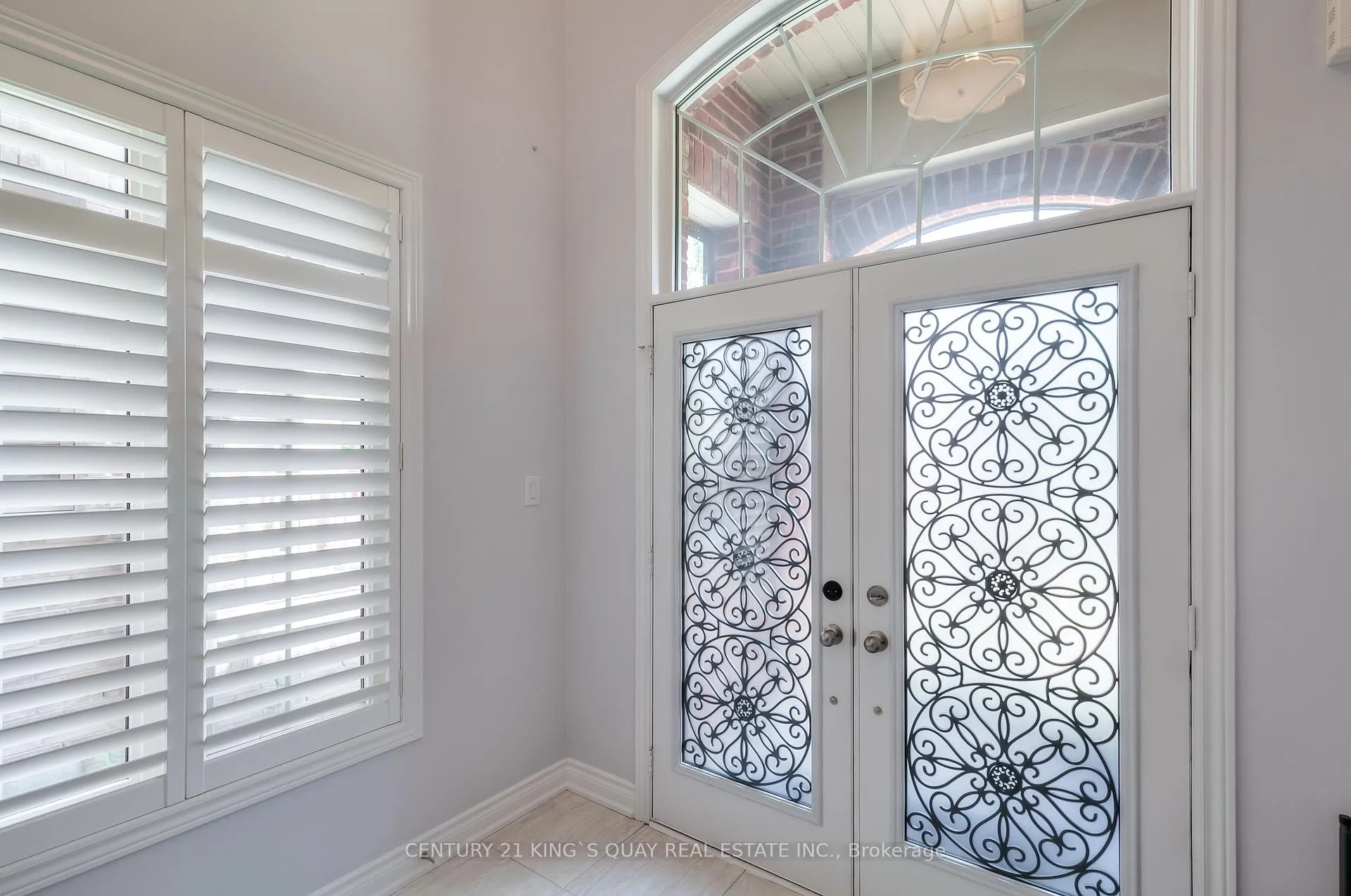 Photo 3 of 18 Manila Avenue, Markham, Berczy — HOMEH