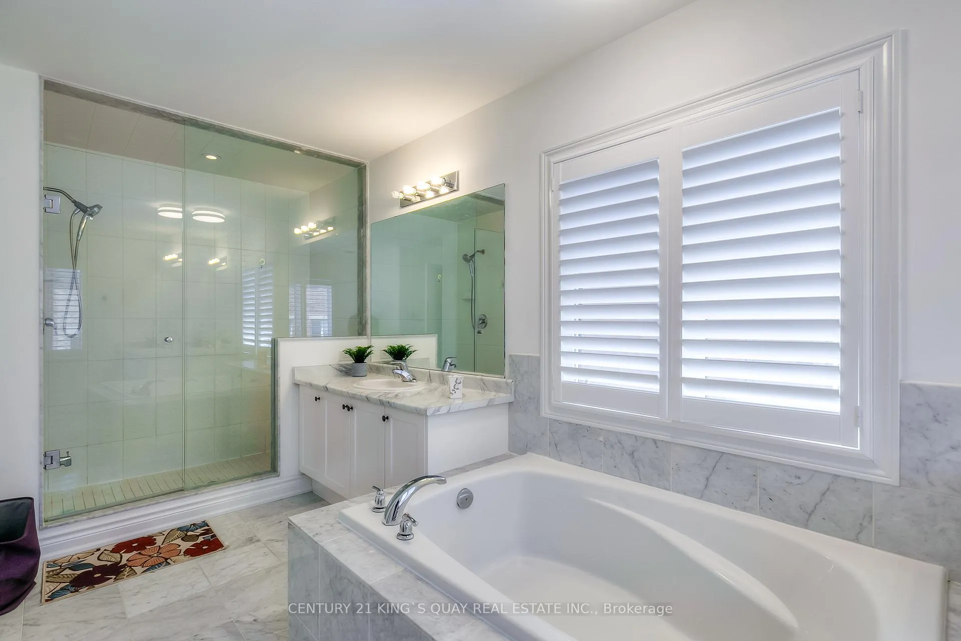Photo 23 of 18 Manila Avenue, Markham, Berczy — HOMEH