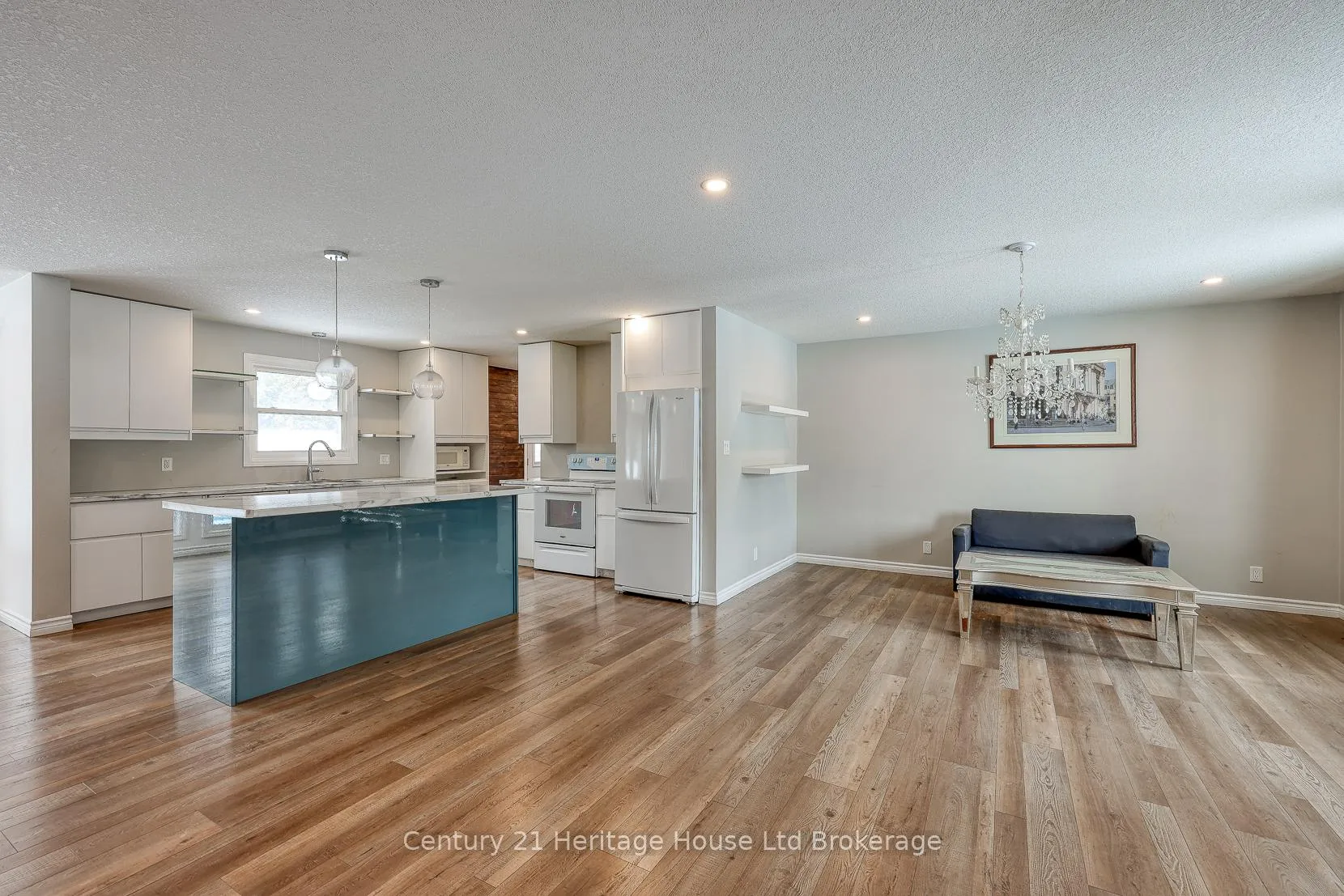 Photo 5 of 55873 Second Street, Bayham, Straffordville — HOMEH