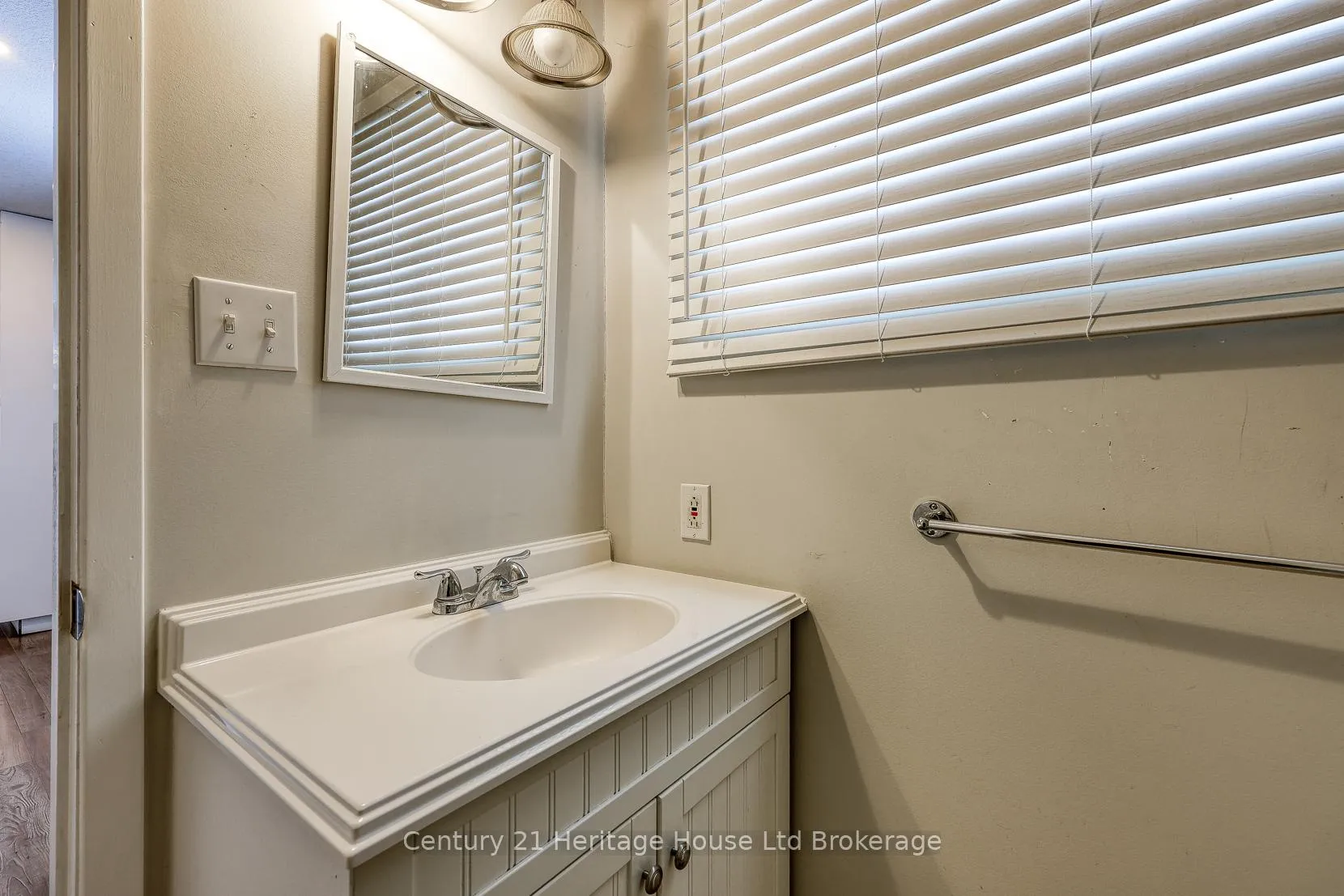 Photo 25 of 55873 Second Street, Bayham, Straffordville — HOMEH