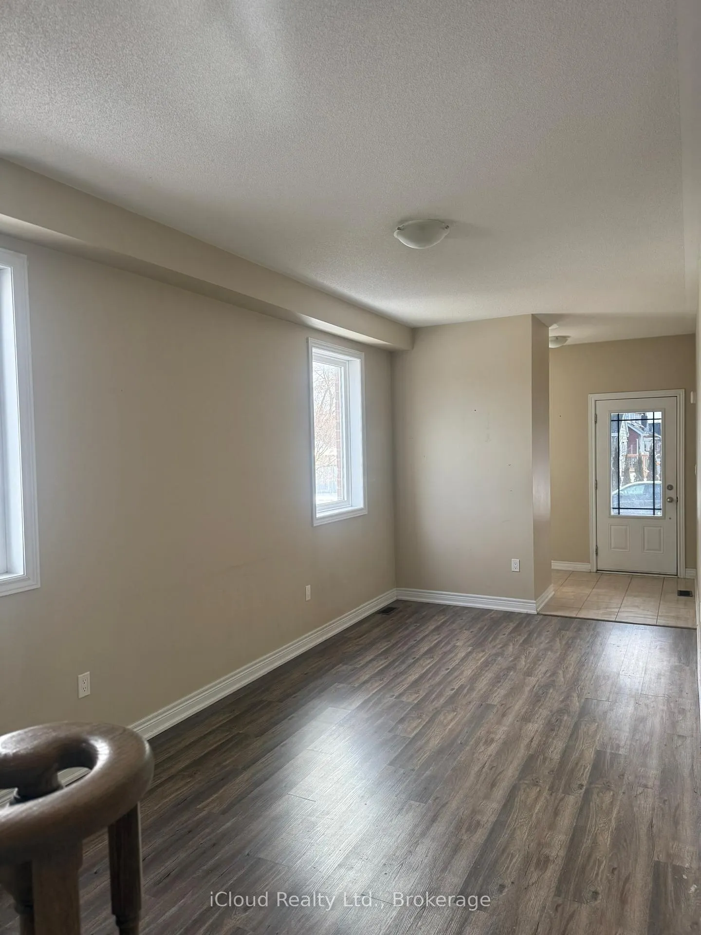 Photo 2 of 294 Pine Avenue, Oshawa, Vanier — HOMEH
