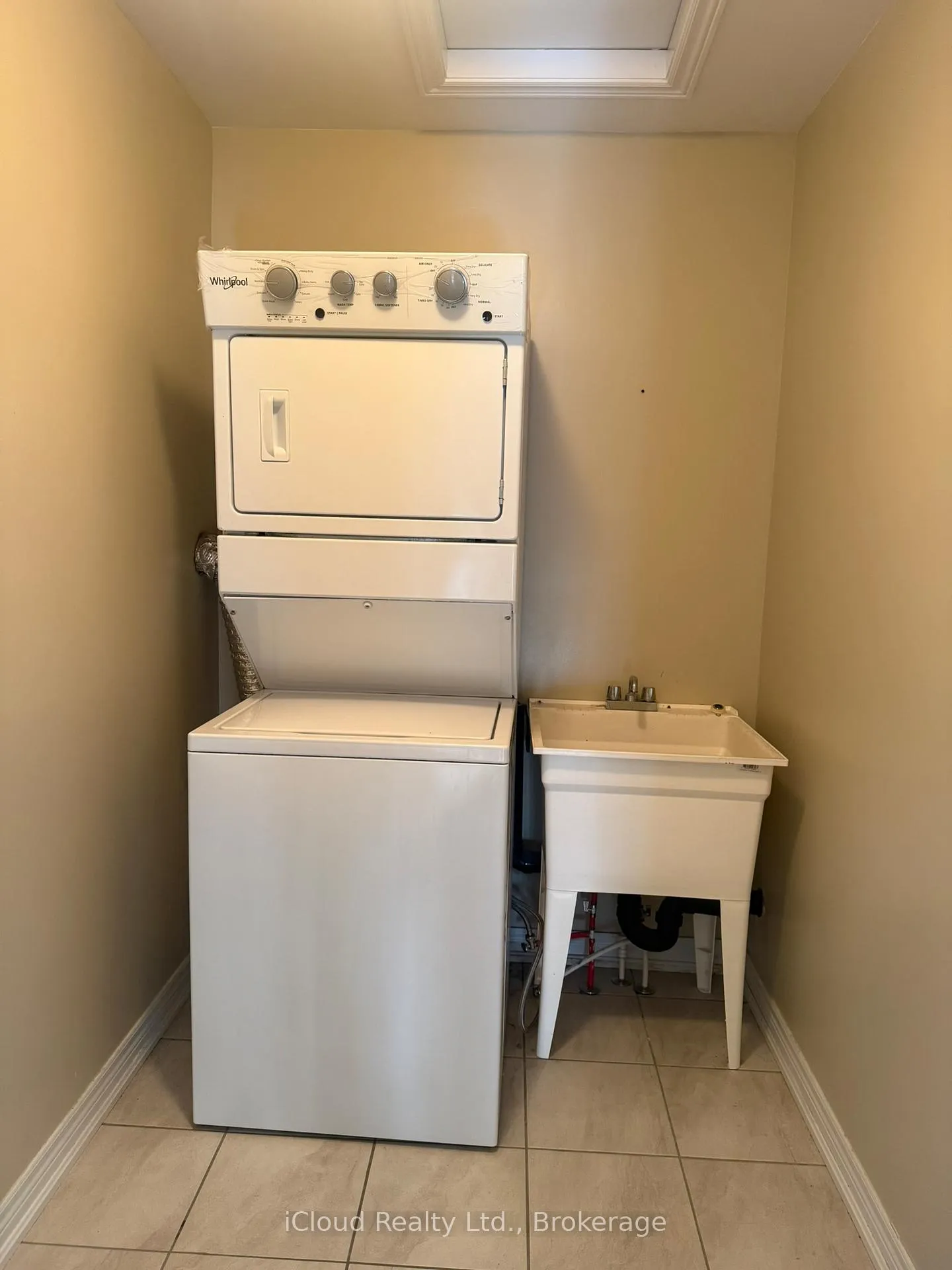 Photo 19 of 294 Pine Avenue, Oshawa, Vanier — HOMEH