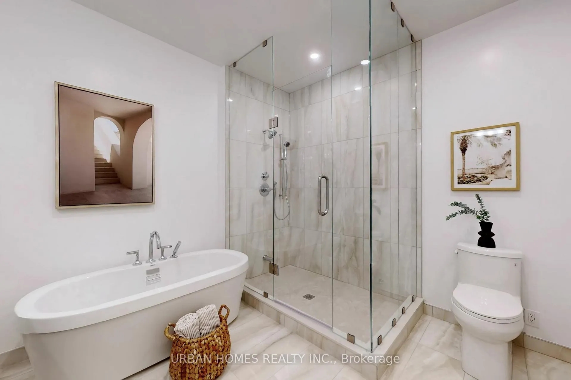 Photo 16 of Unit 3603, 65 Broadway Avenue, Toronto, Mount Pleasant West — HOMEH