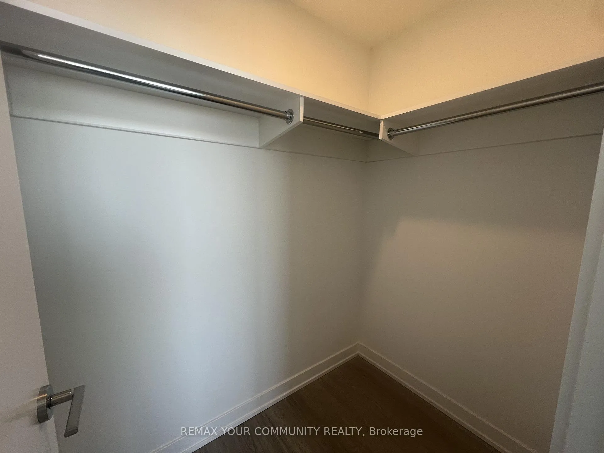 Photo 10 of Unit 912, 8188 Yonge Street, Vaughan, Uplands — HOMEH