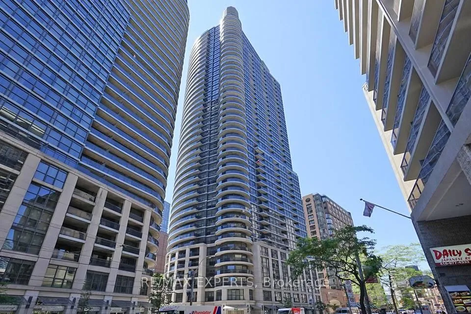 Front of Unit 507, 21 Carlton Street