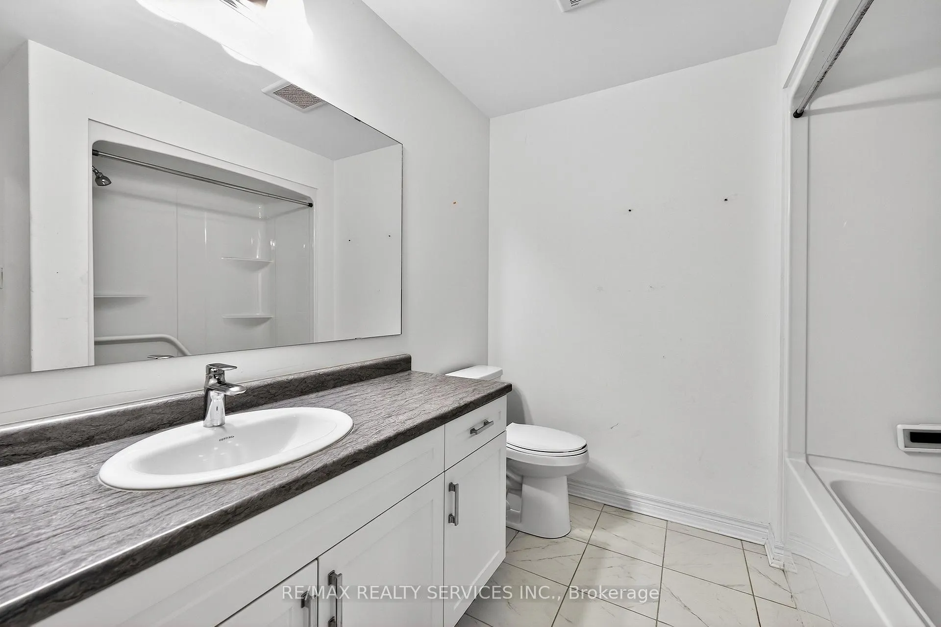 Photo 32 of 119 Stan Baker Boulevard, Grey Highlands — HOMEH