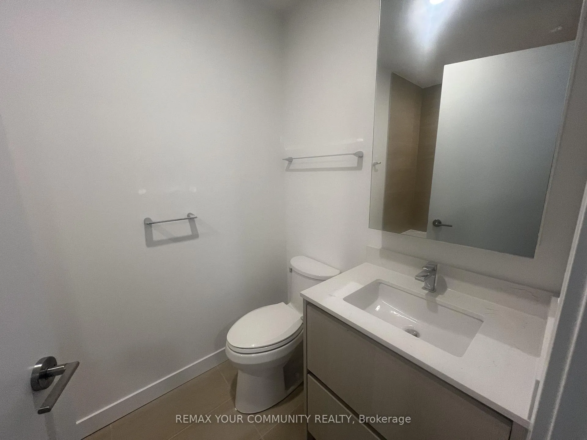 Photo 11 of Unit 207, 8188 Yonge Street, Vaughan, Uplands — HOMEH