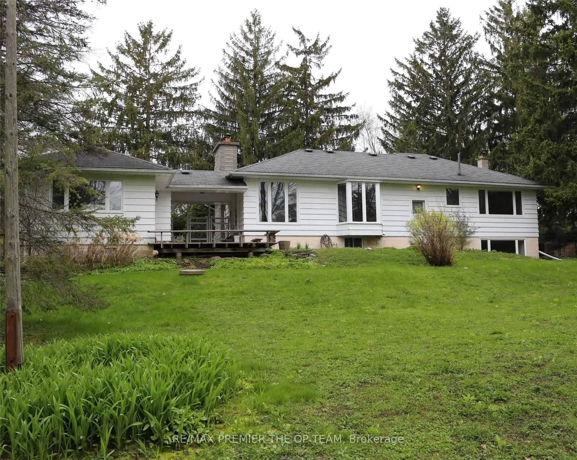 Photo 3 of 37 John Street, King, King City — HOMEH