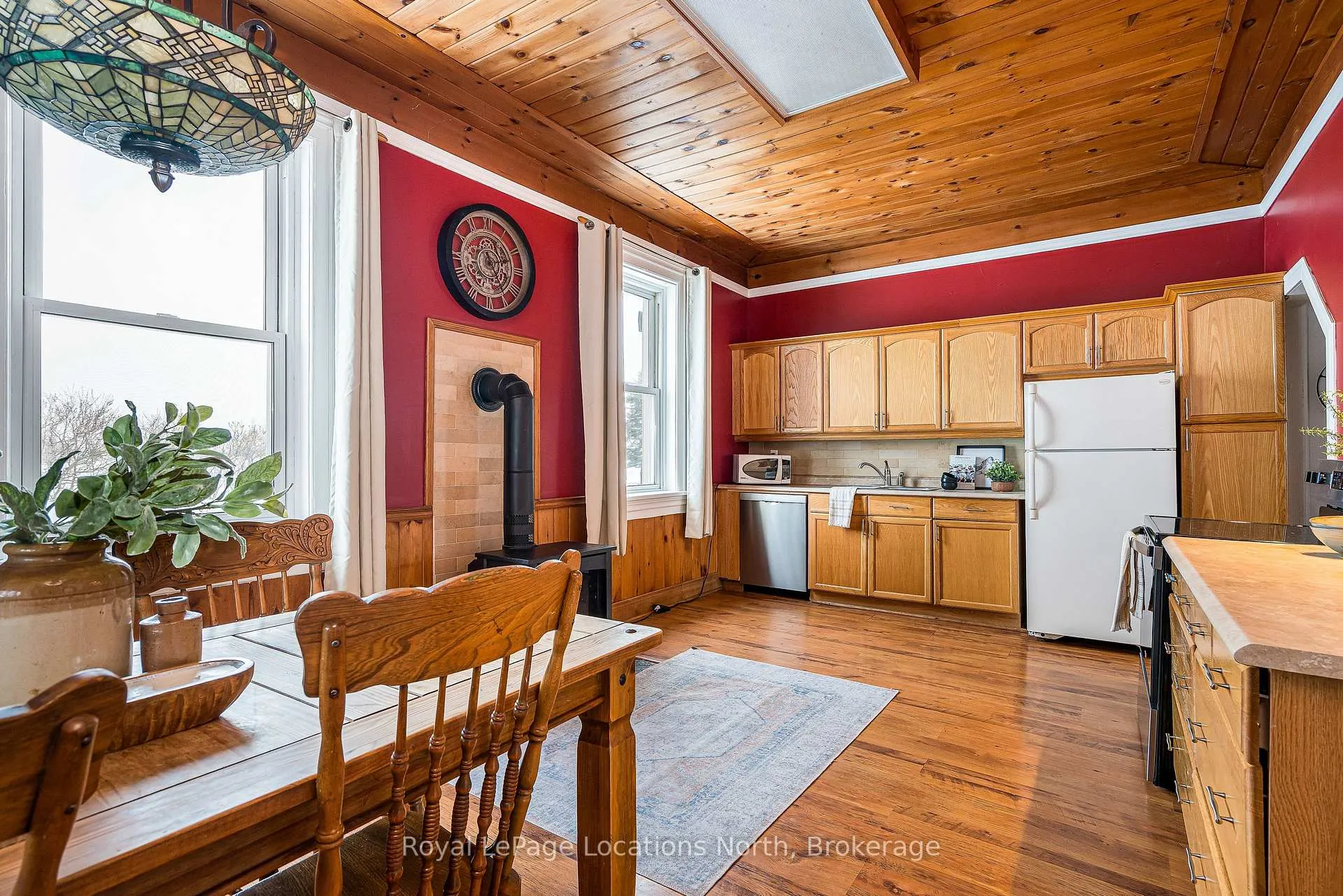 Photo 4 of 793952 124 Grey Road, Grey Highlands — HOMEH