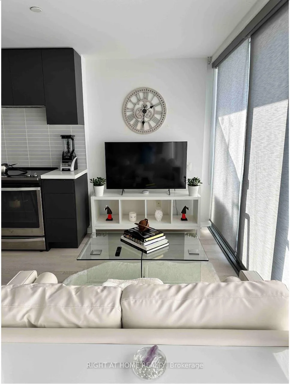 Photo 9 of Unit 1904, 60 Colborne Street, Toronto, Church-Yonge Corridor — HOMEH
