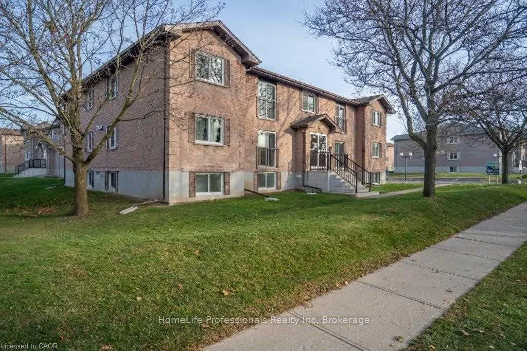 Photo 8 of Unit 11, 339 Northlake Drive, Waterloo — HOMEH