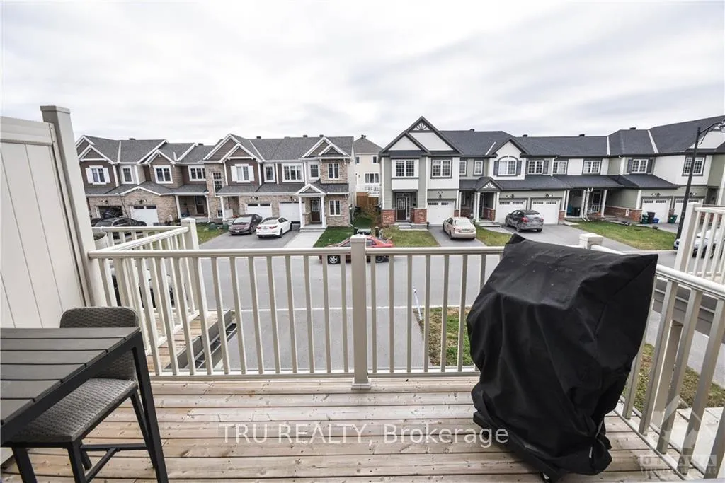Photo 6 of 787 Mayfly Crescent, Ottawa, Barrhaven - Half Moon Bay — HOMEH