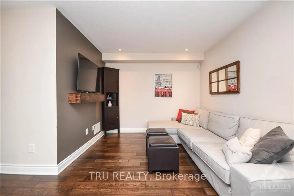 Photo 7 of 787 Mayfly Crescent, Ottawa, Barrhaven - Half Moon Bay — HOMEH