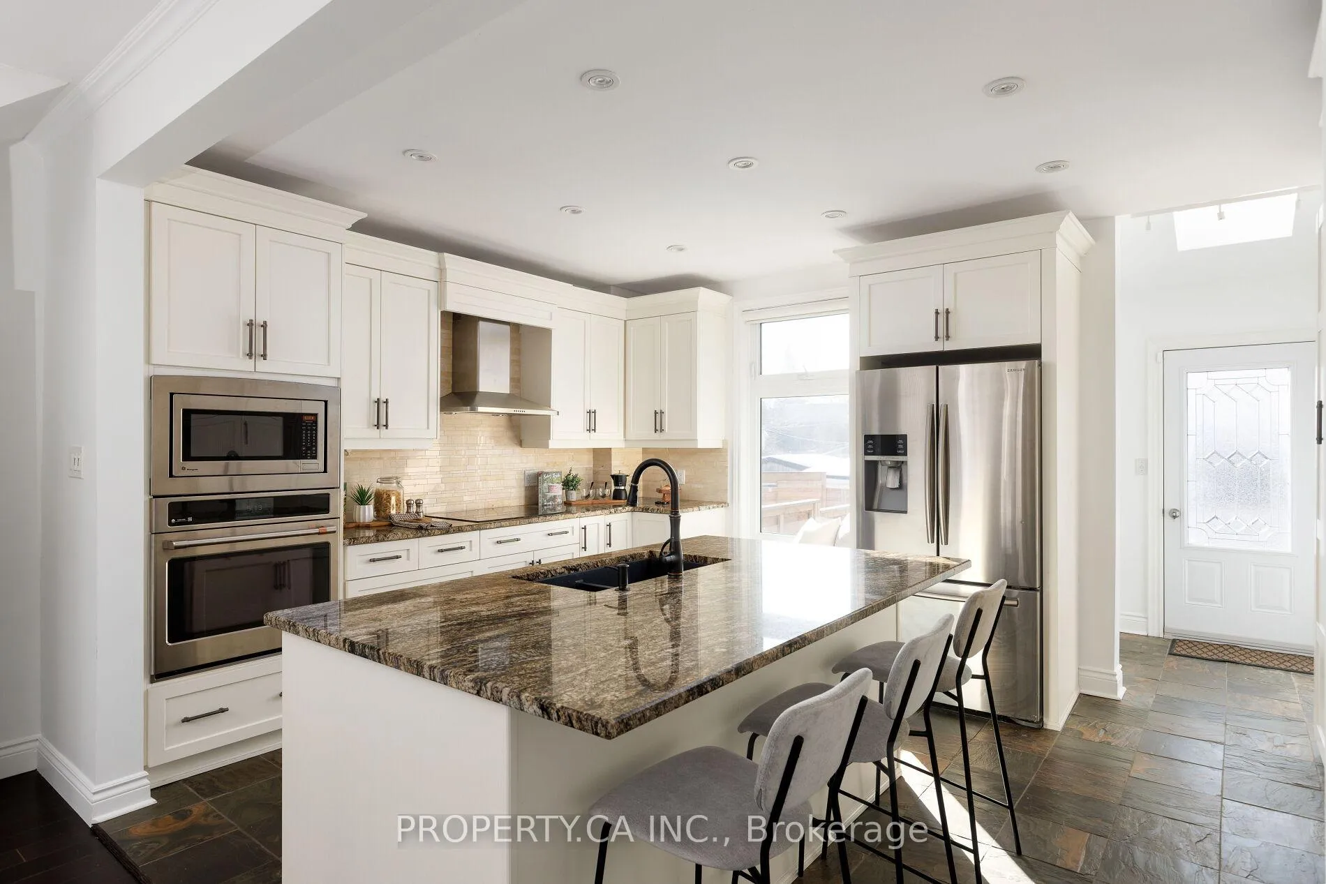 Photo 11 of 14 Galt Avenue, Toronto, South Riverdale — HOMEH