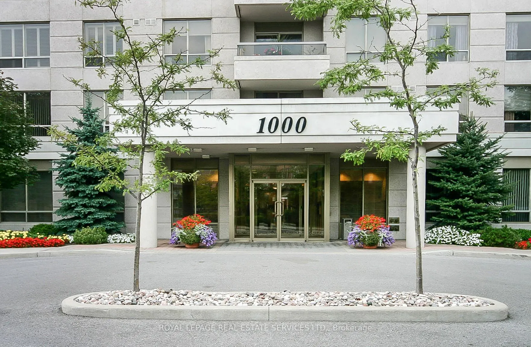 Front of Unit 310, 1000 The Esplanade N