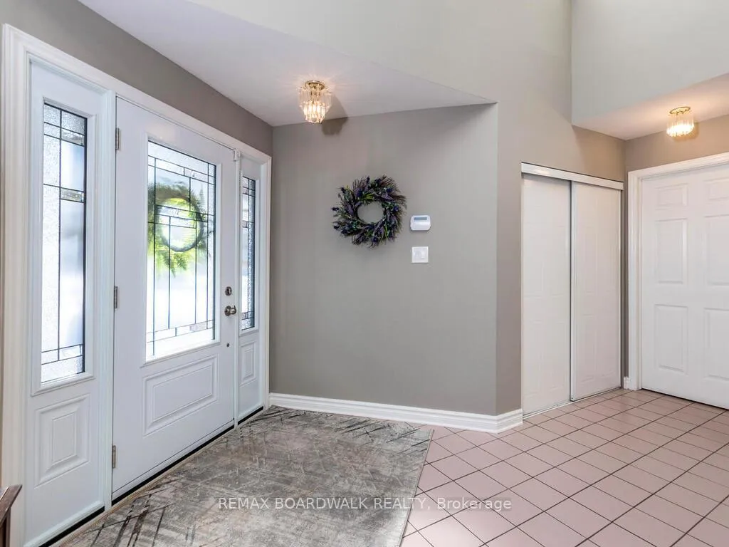 Photo 11 of 182 Palomino Drive, Ottawa, Kanata - Bridlewood — HOMEH