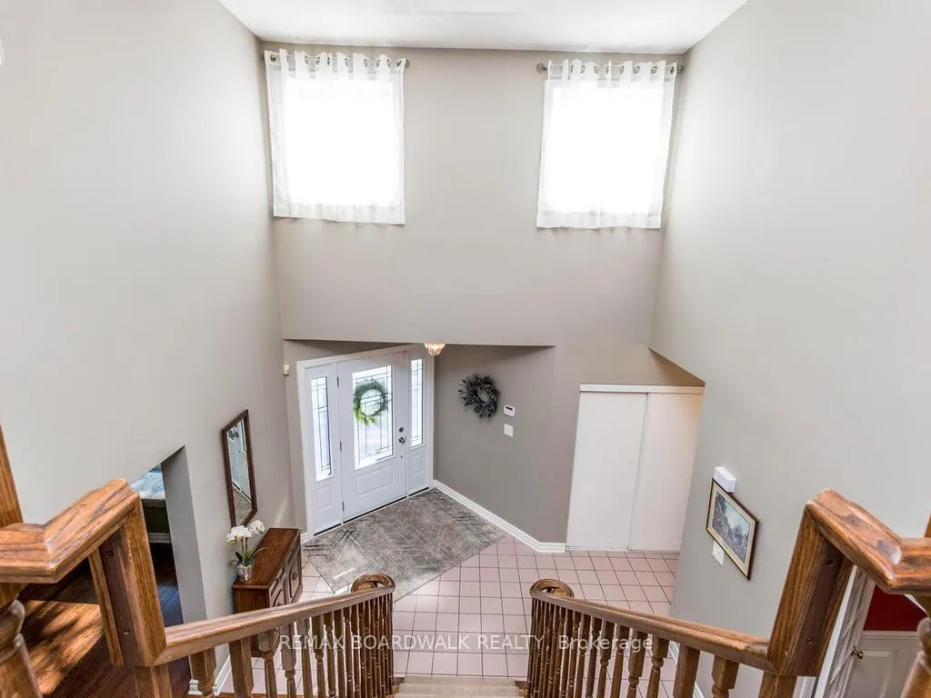 Photo 14 of 182 Palomino Drive, Ottawa, Kanata - Bridlewood — HOMEH